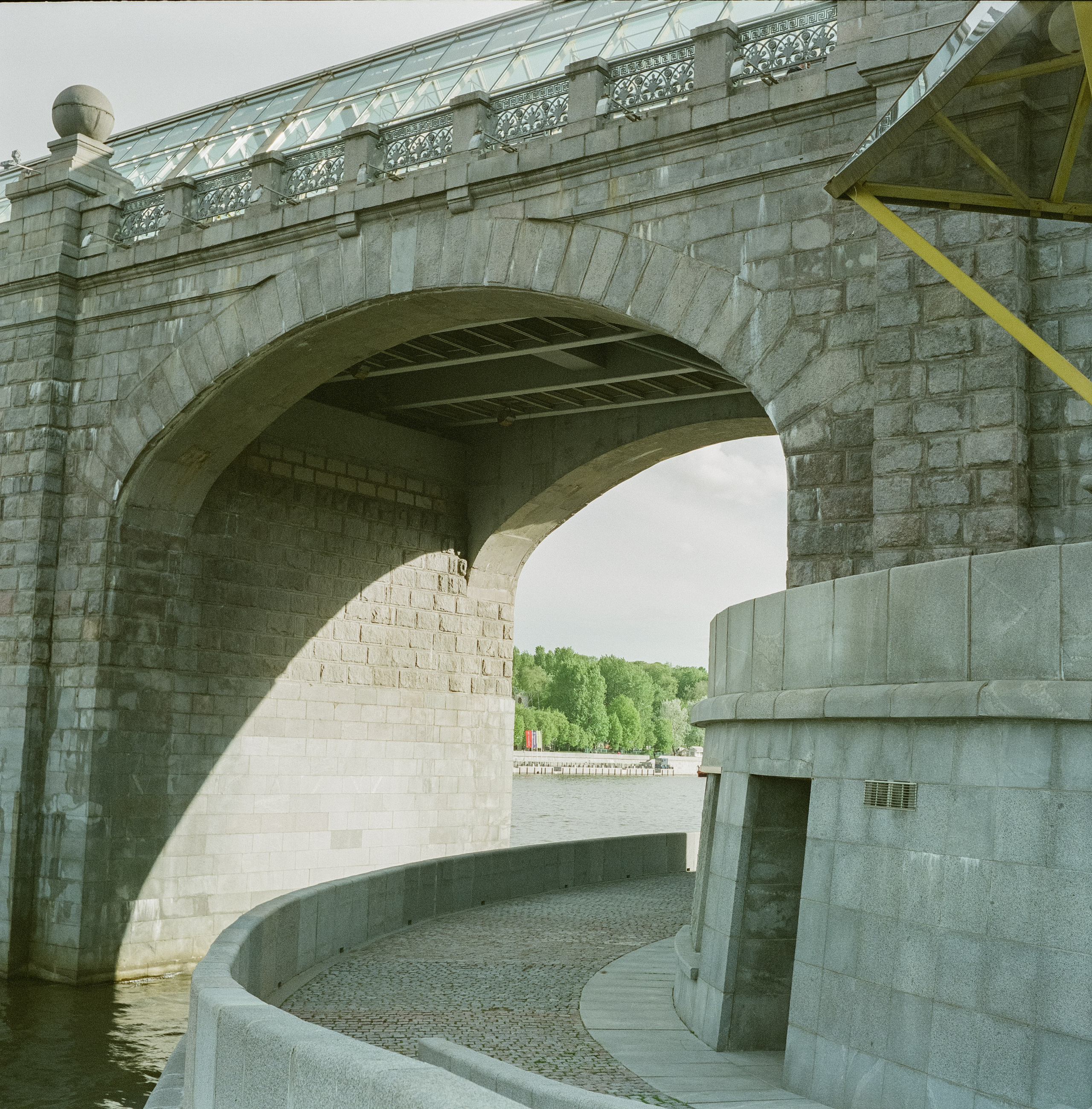 Фрунзенская набержная | Super Fujica-6 | Fujicolor Pro 400H