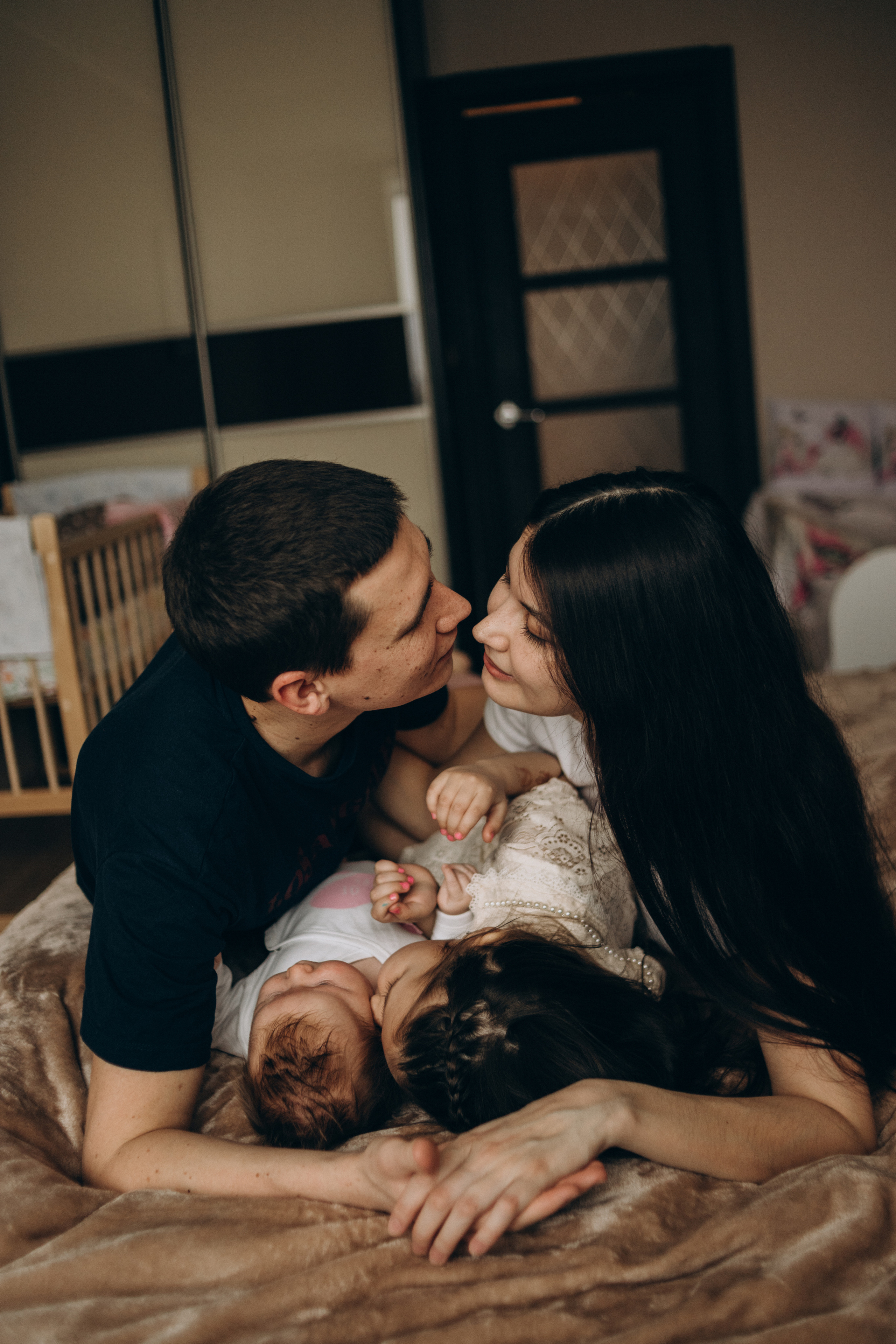 Раиль, Рада, Иделия, Эмилия. Семейный фотограф новорожденных УФА Гульнара Зиновьева