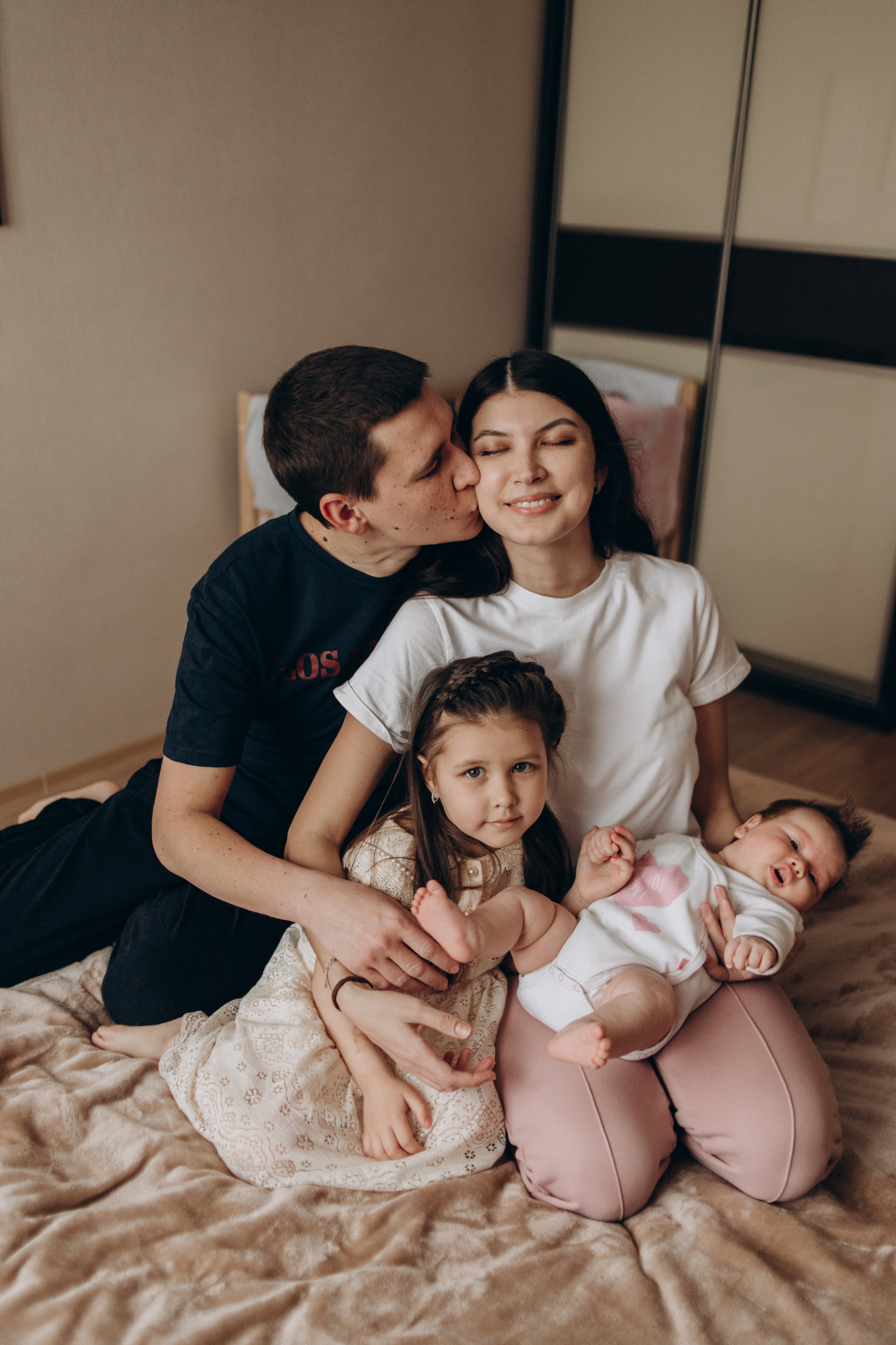 Раиль, Рада, Иделия, Эмилия. Семейный фотограф новорожденных УФА Гульнара Зиновьева