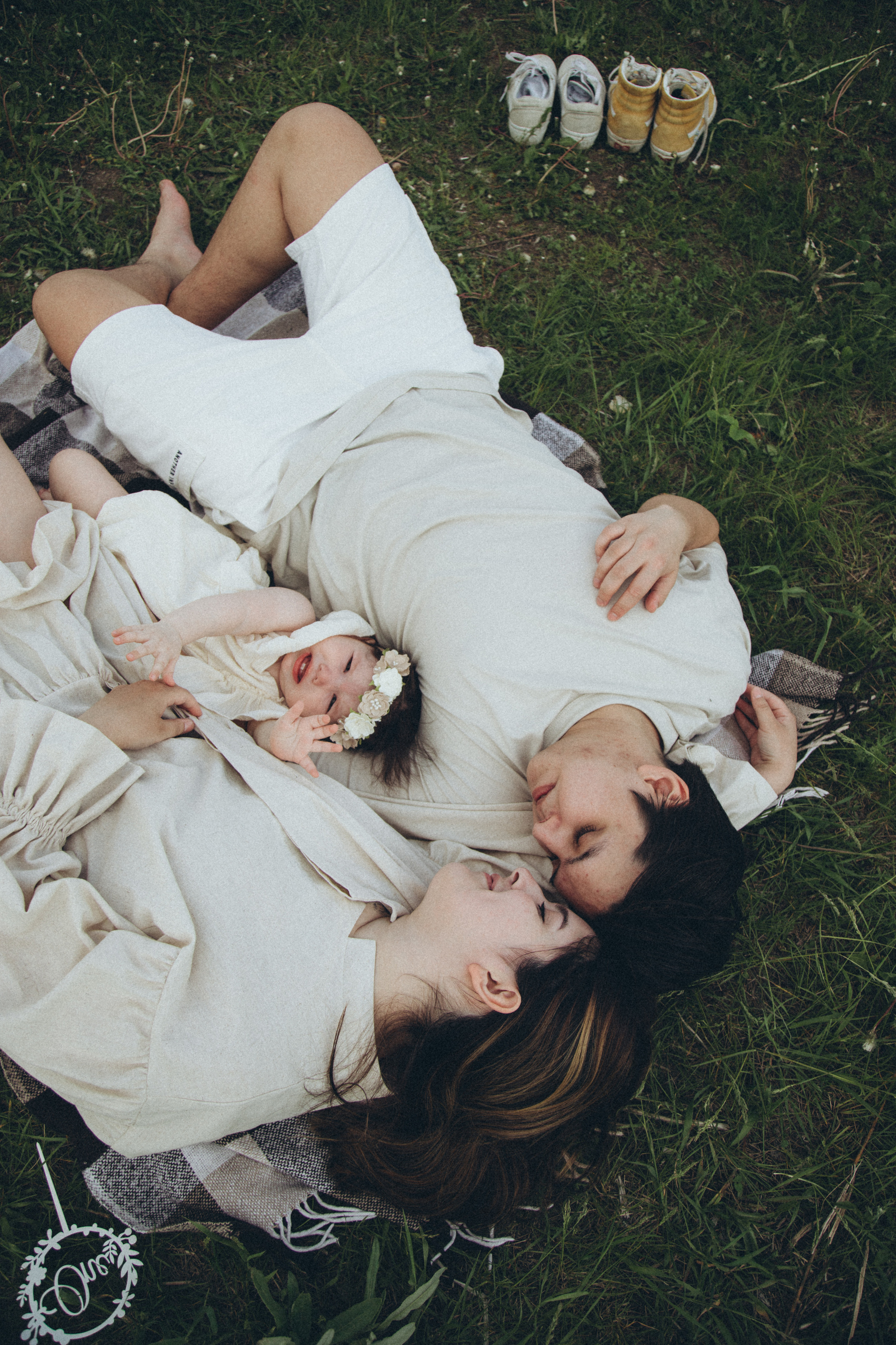 Искандер, Карина, Каролина. Семейный фотограф новорожденных УФА Гульнара Зиновьева