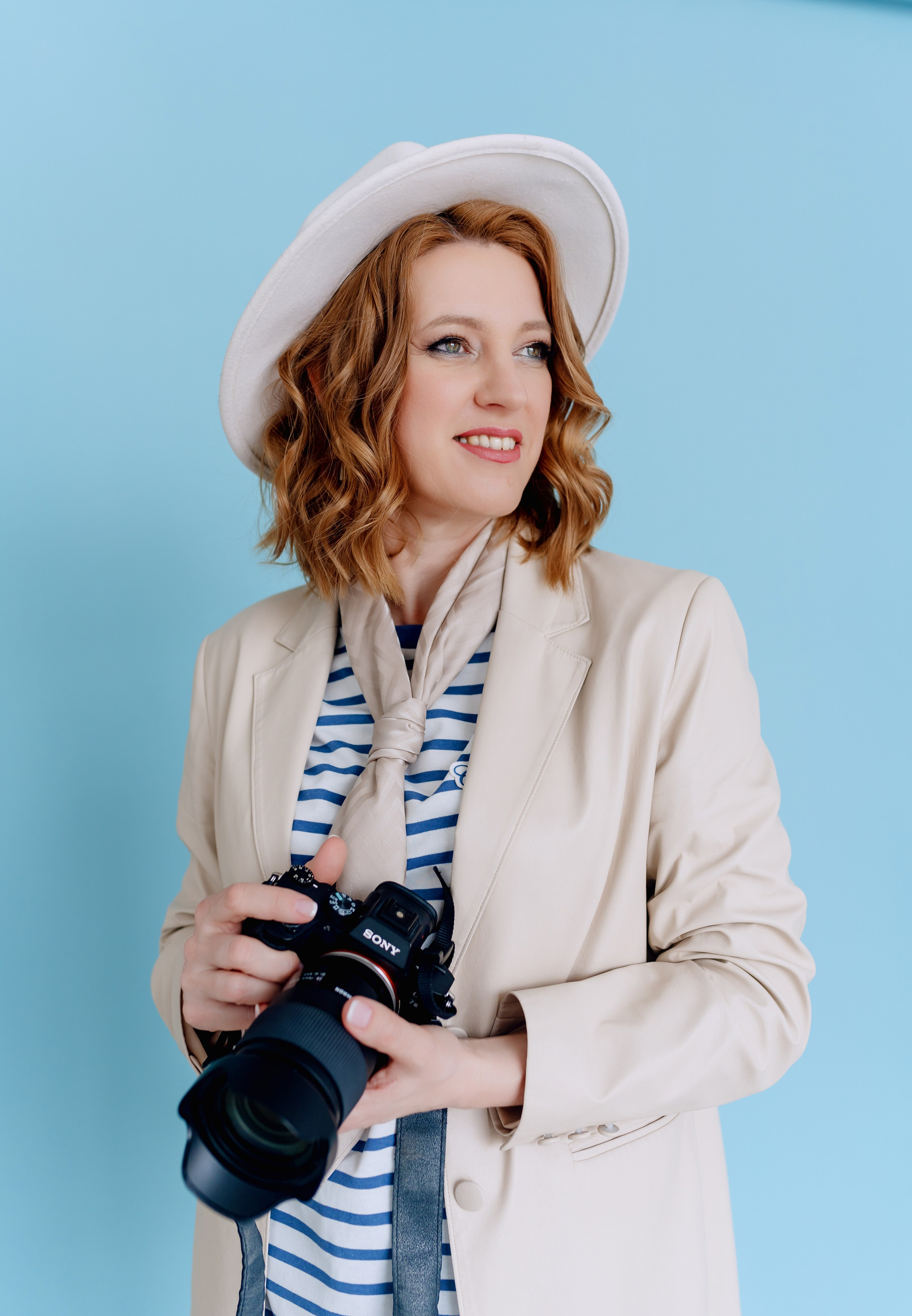 Профессиональная фотосессия для контента в соц.сети фотографа. Фотограф Ким Наталья в Красноярске