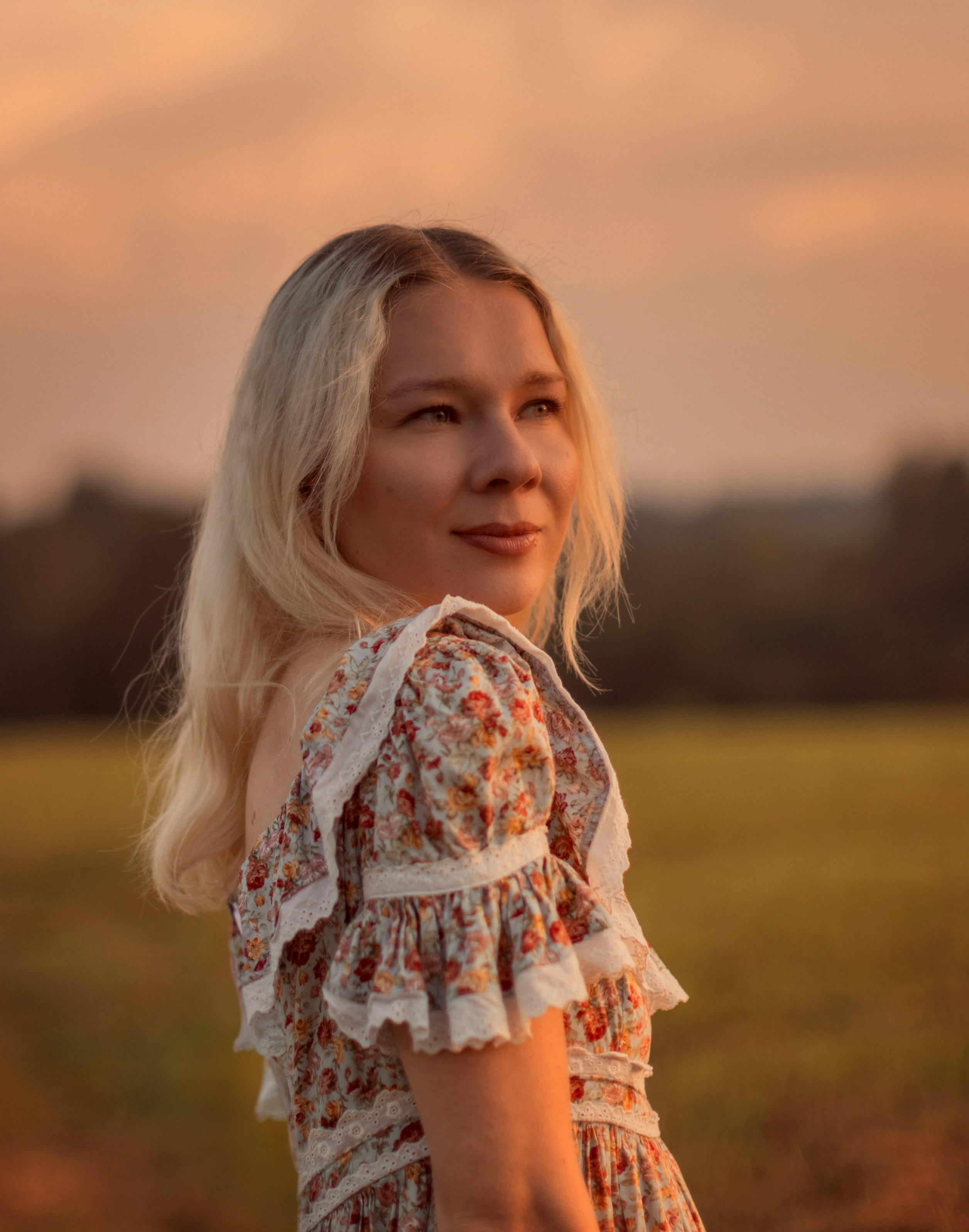 На рассвете. צלם ואמן ילדים ומשפחה