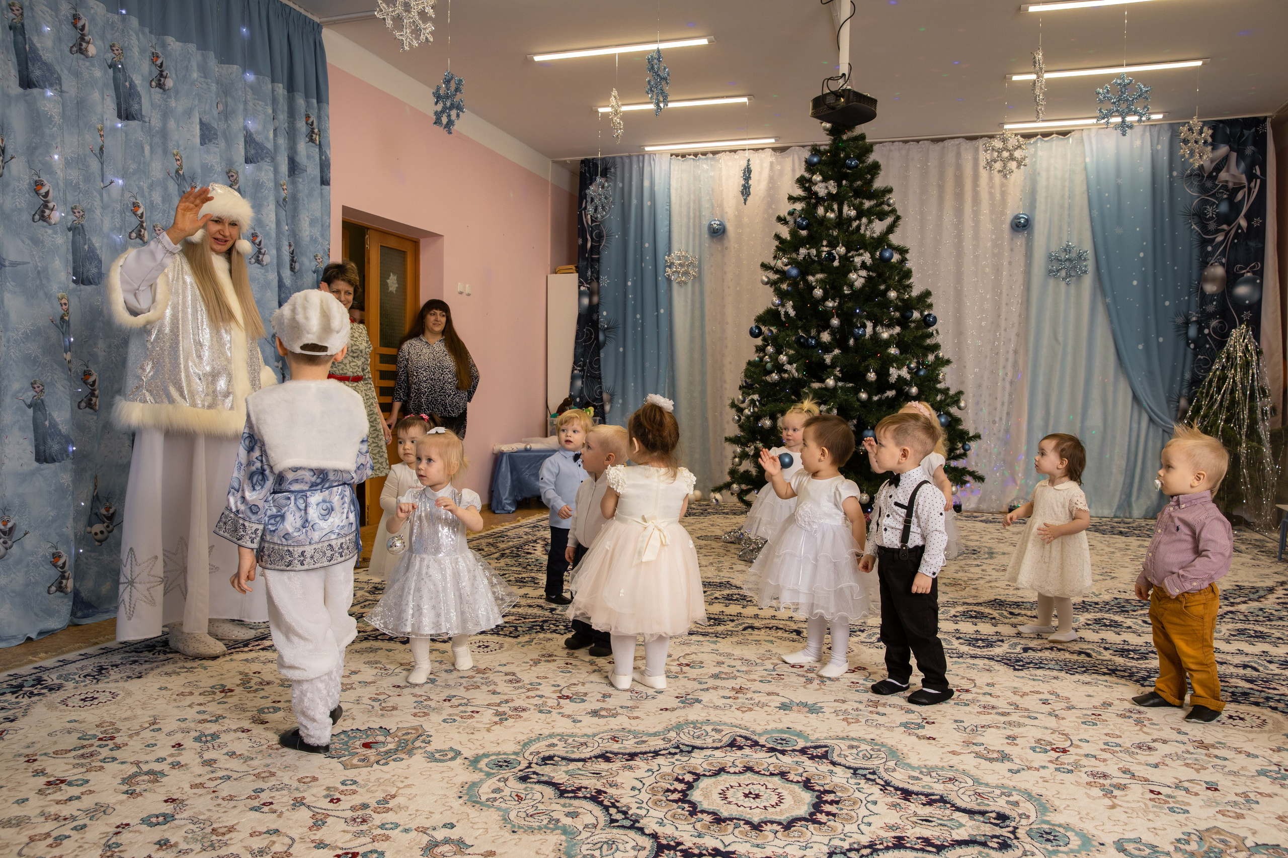 Новогодний утренник Успех. Фотограф в Железнодорожном и Балашихе
