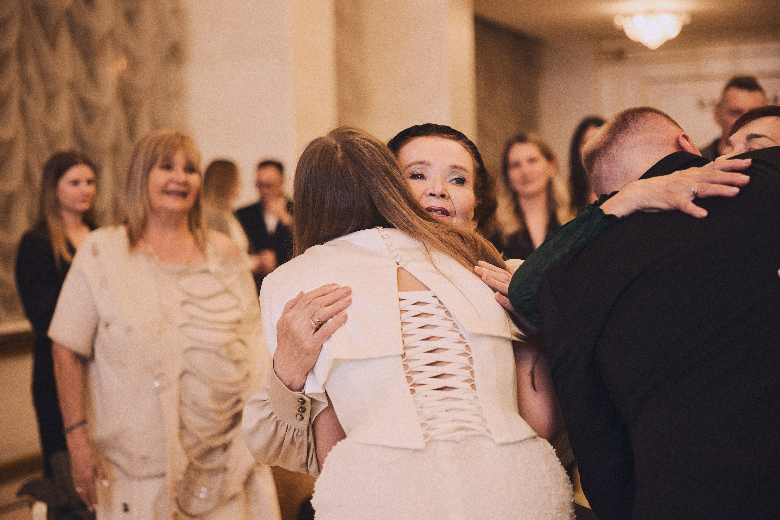 AT THE END THE BEGINNING. Дмитрий Мазуркевич: Профессиональный Репортажный Фотограф