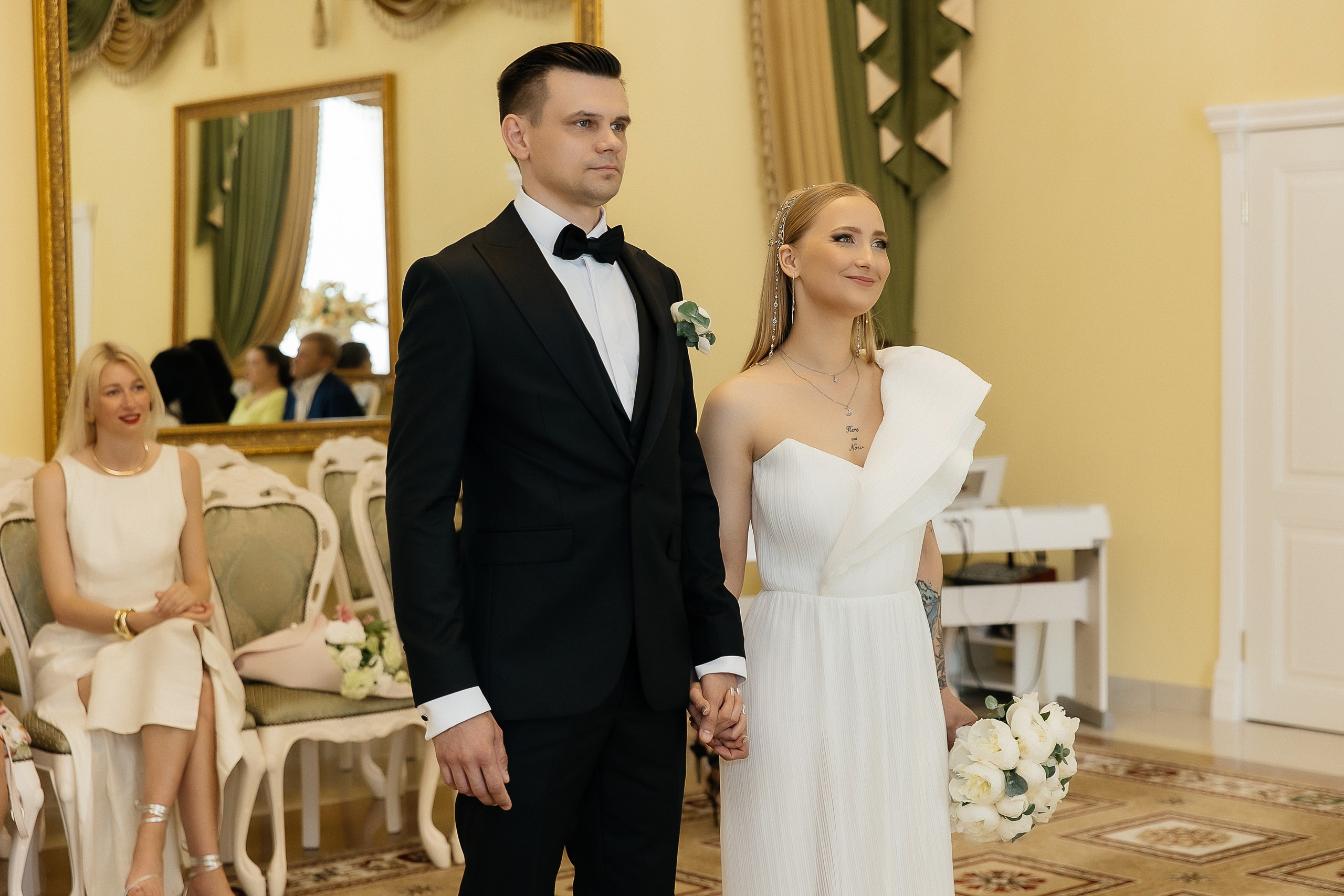 Свадьба в Краснодаре: роспись и фотосессия в парке Галицкого. Свадебный и семейный фотограф Виолетта Сидельникова. Краснодар, Россия, Беларусь, Европа