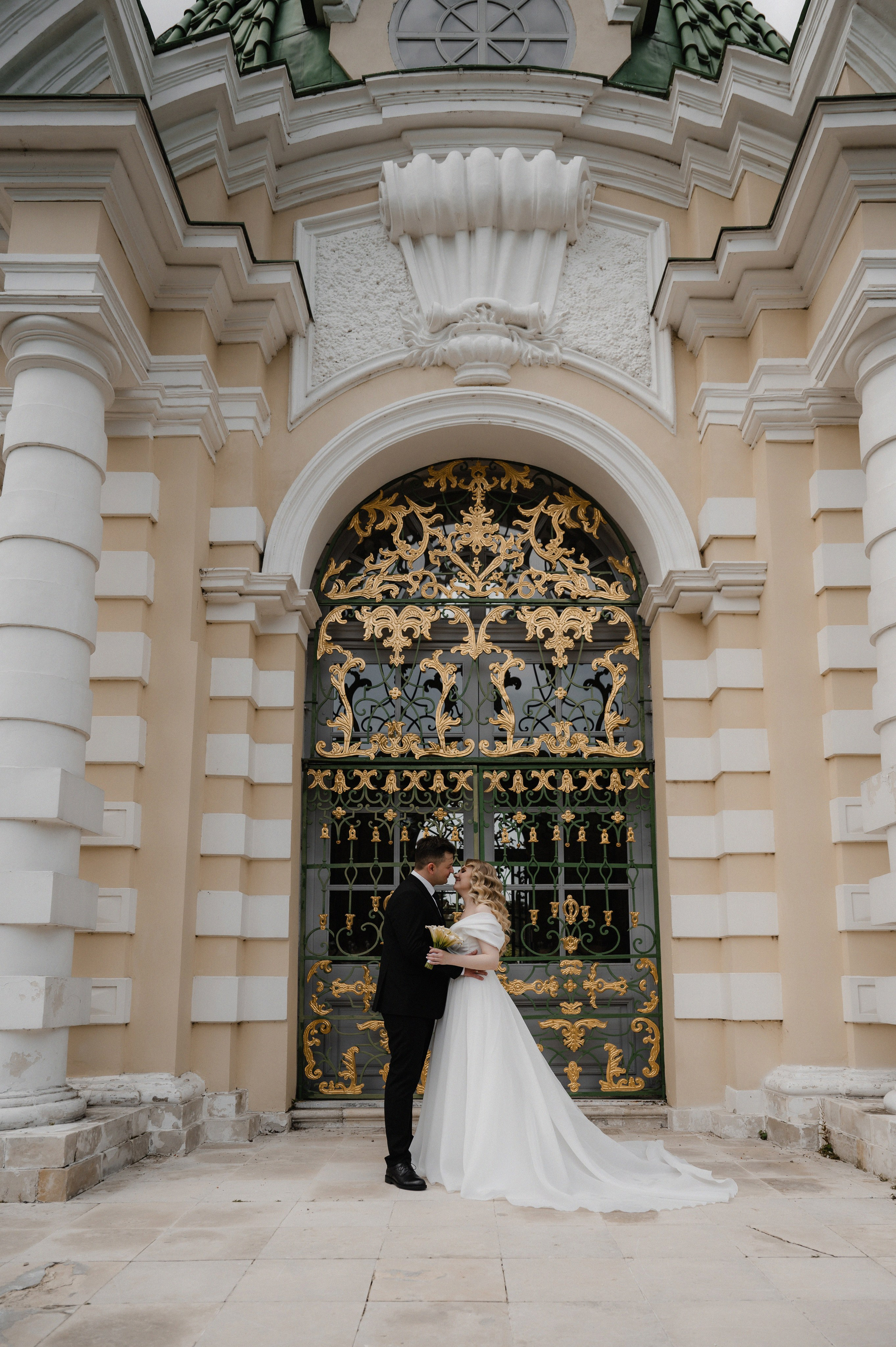 Илья и Ольга.Кусково. Свадебный фотограф Раменское-Москва