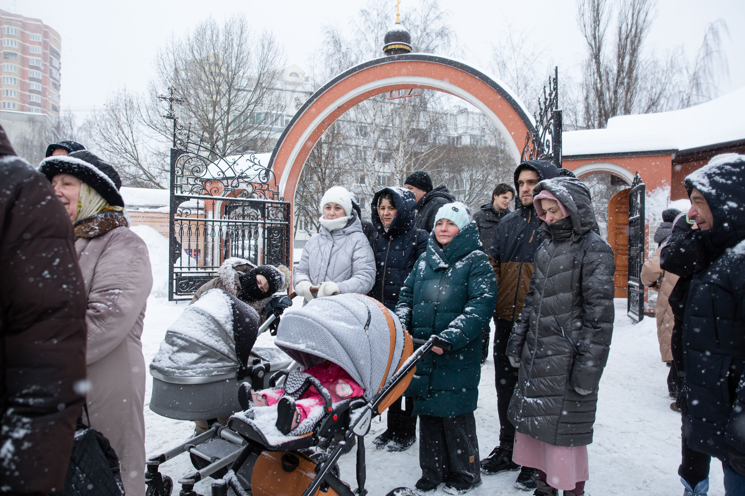 Крестный ход по д. Островцы Раменского городского округа. Семейный и детский фотограф Анна Петракова