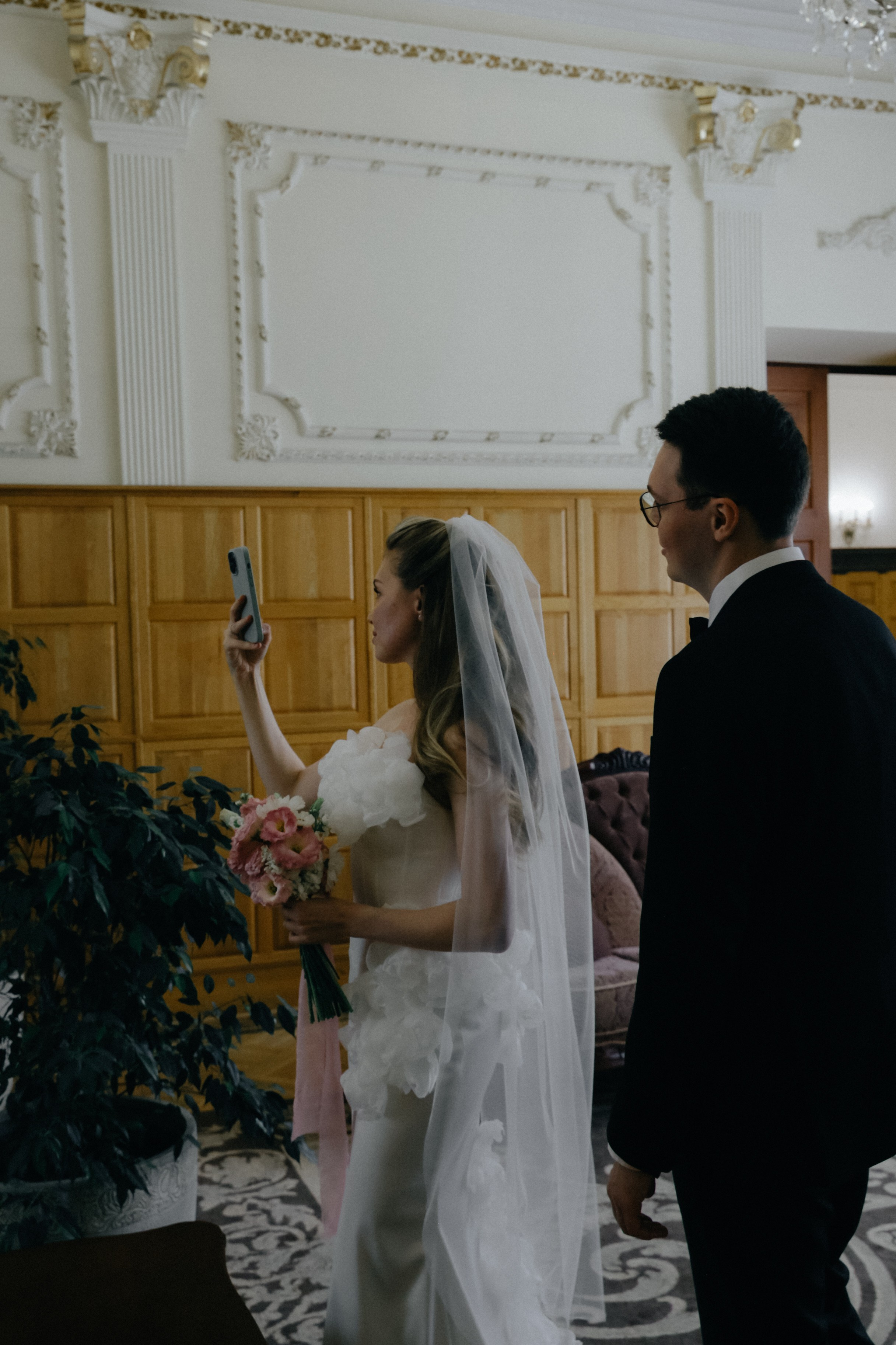 Теплый август