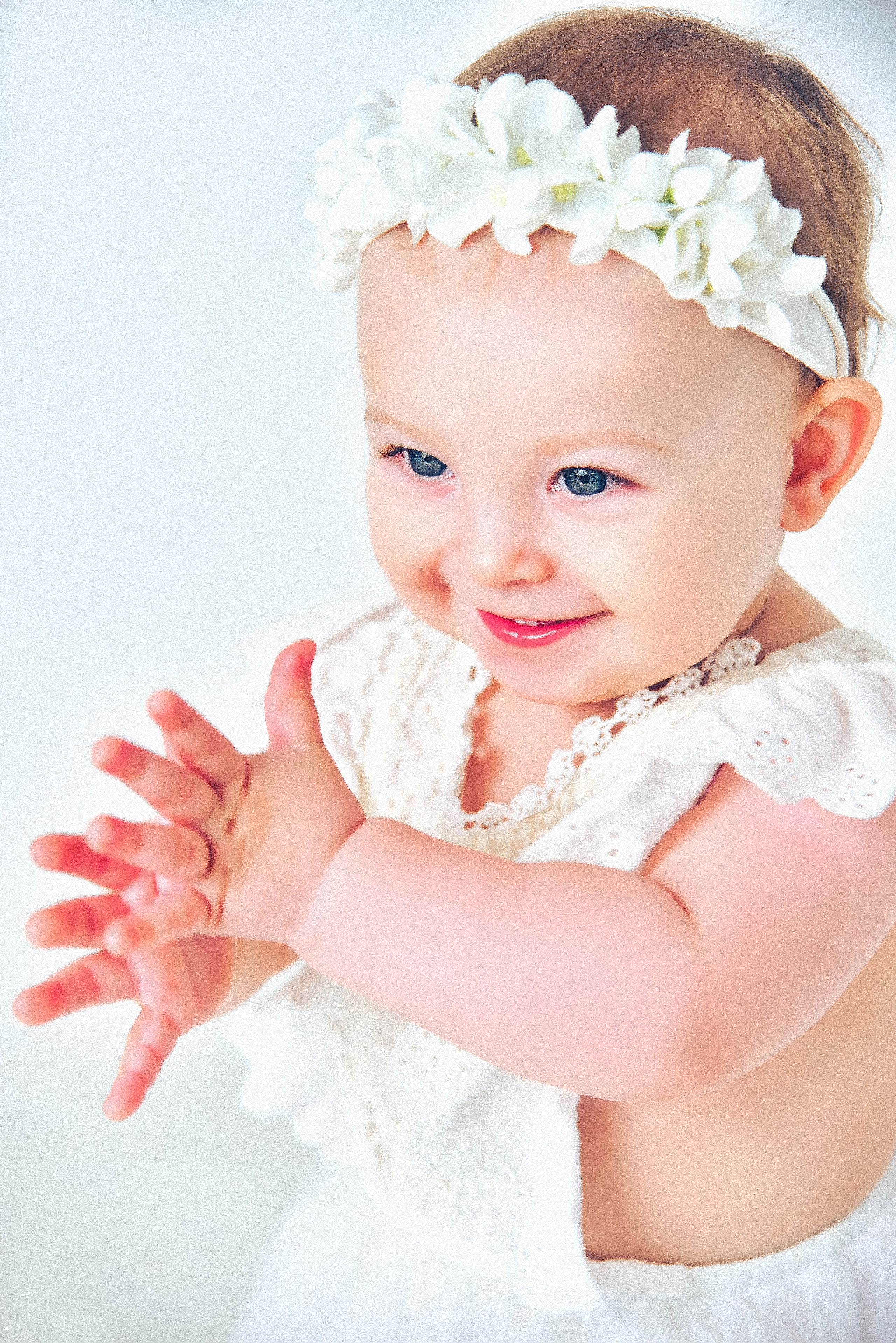 Малышки Антураж