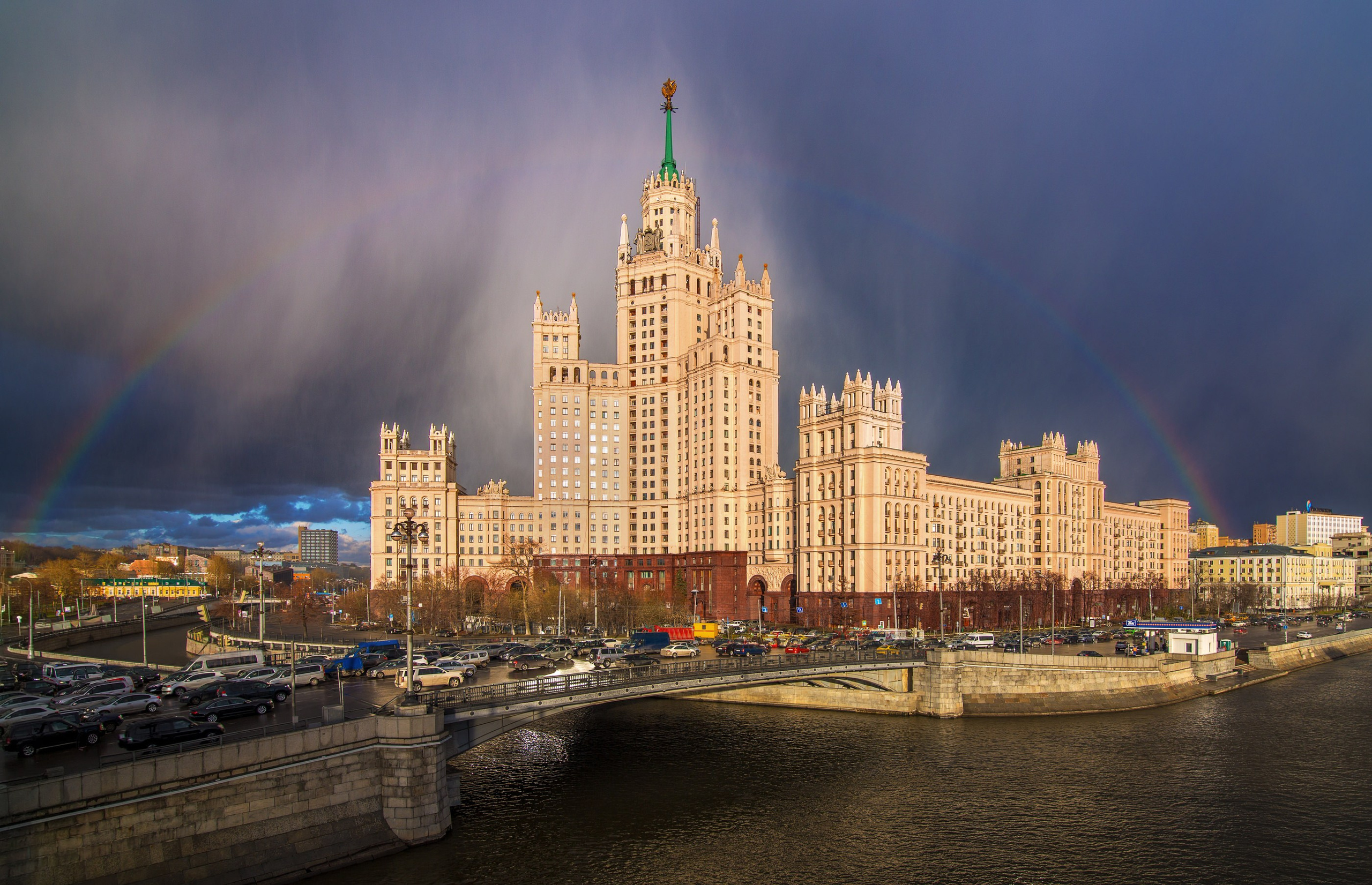 City and architectural portfolio of photographer Vadim Sherbakov. Vadim Sherbakov Portfolio
