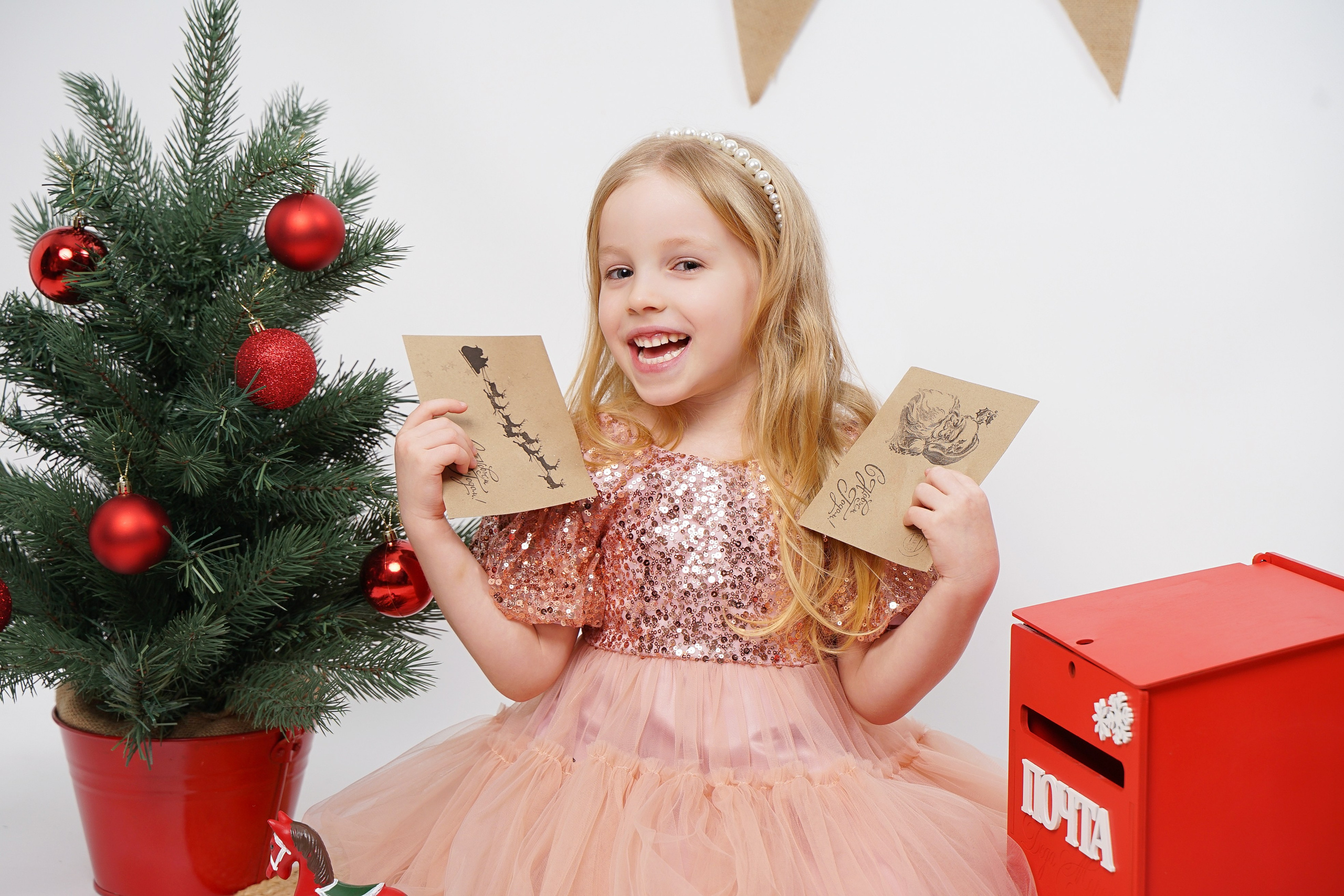 Новогдняя светлая. Студия детской фотографии