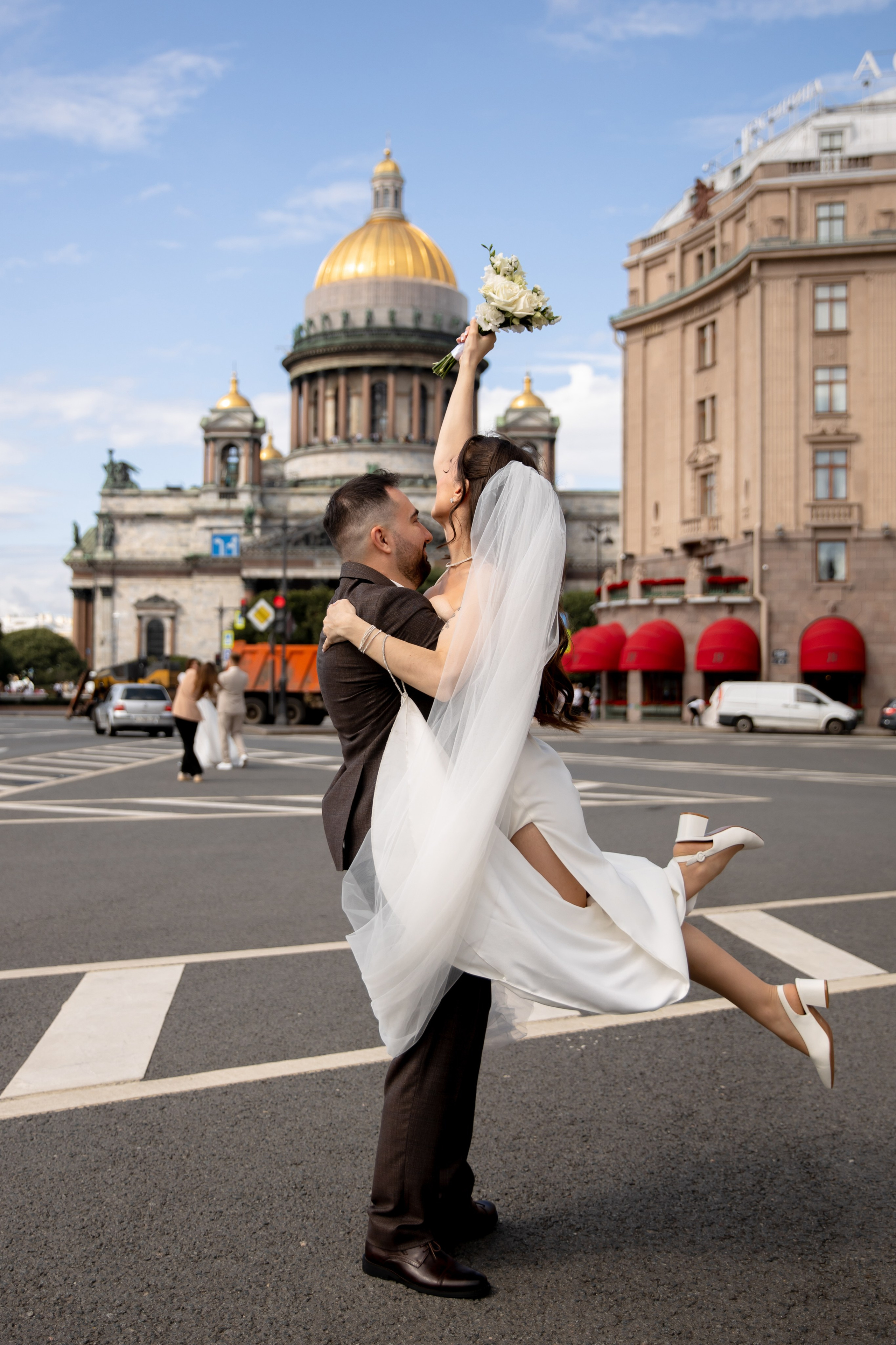 Анна и Александр / Прогулка + ЗАГС. Свадебный и семейный фотограф в Москве Диана Левченко