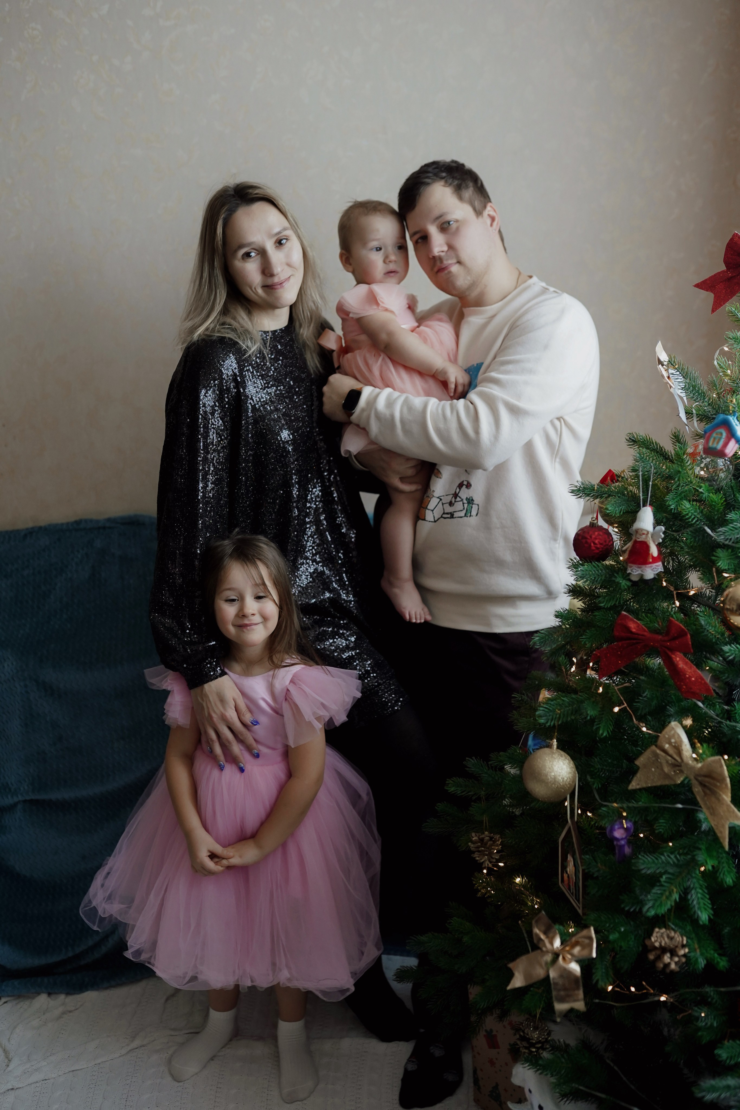 Лена новогоднее. Твой друг фотограф