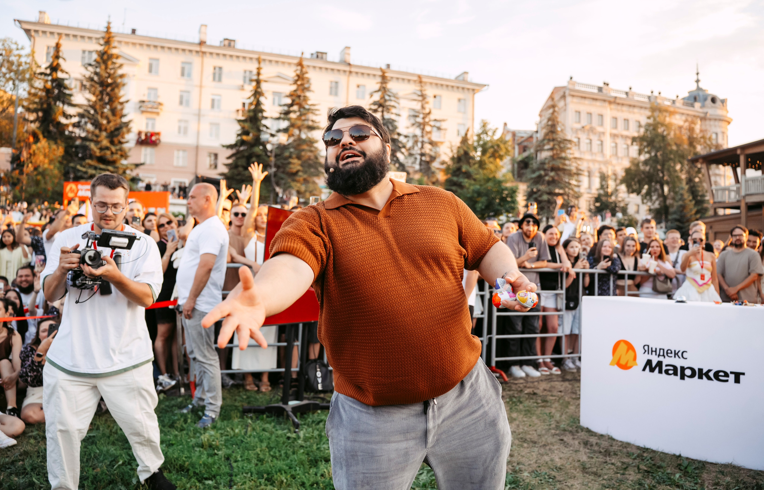 Маркет Маркета. Казань / 2025. Саша Копылов, фотограф в Казани