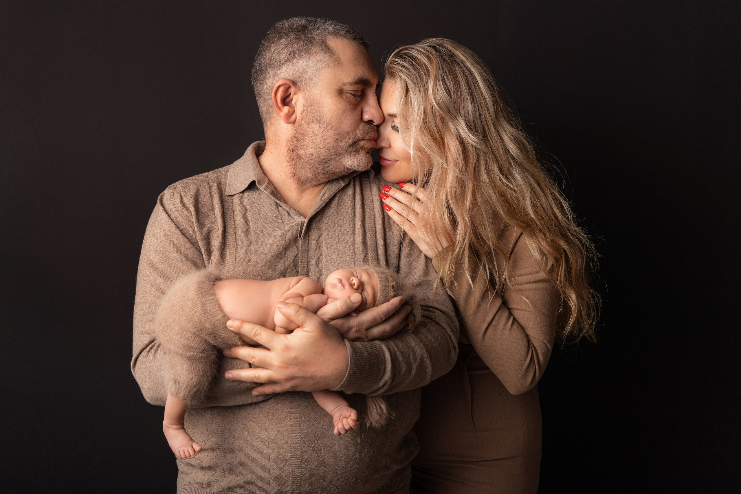 Семейные кадры Комфорт, VIP. Фотограф новорожденных, семейный фотограф в Санкт-Петербурге