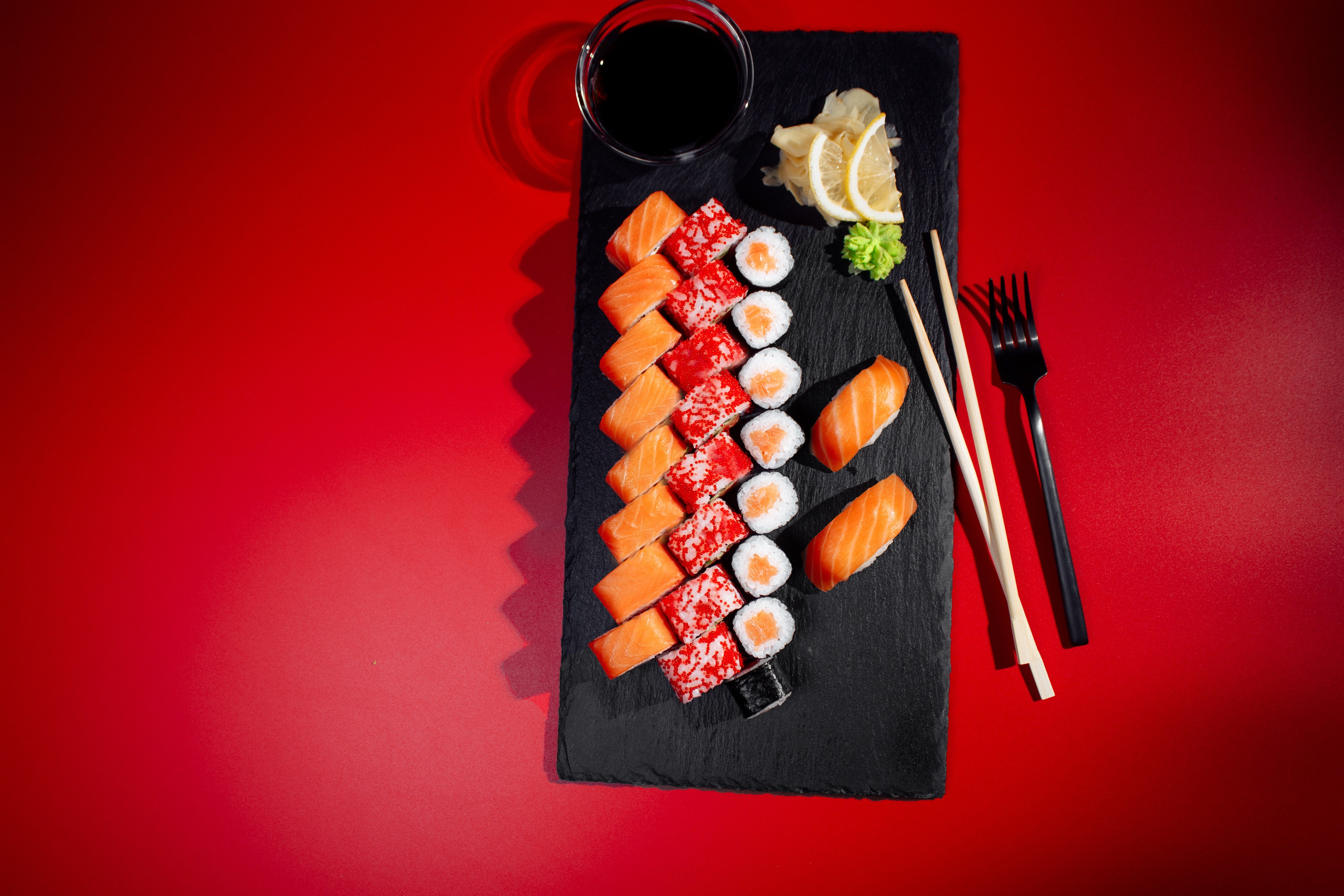 Ресторан суши доставки. Виктория Ларина — Портретный профессиональный фотограф в Иркутске