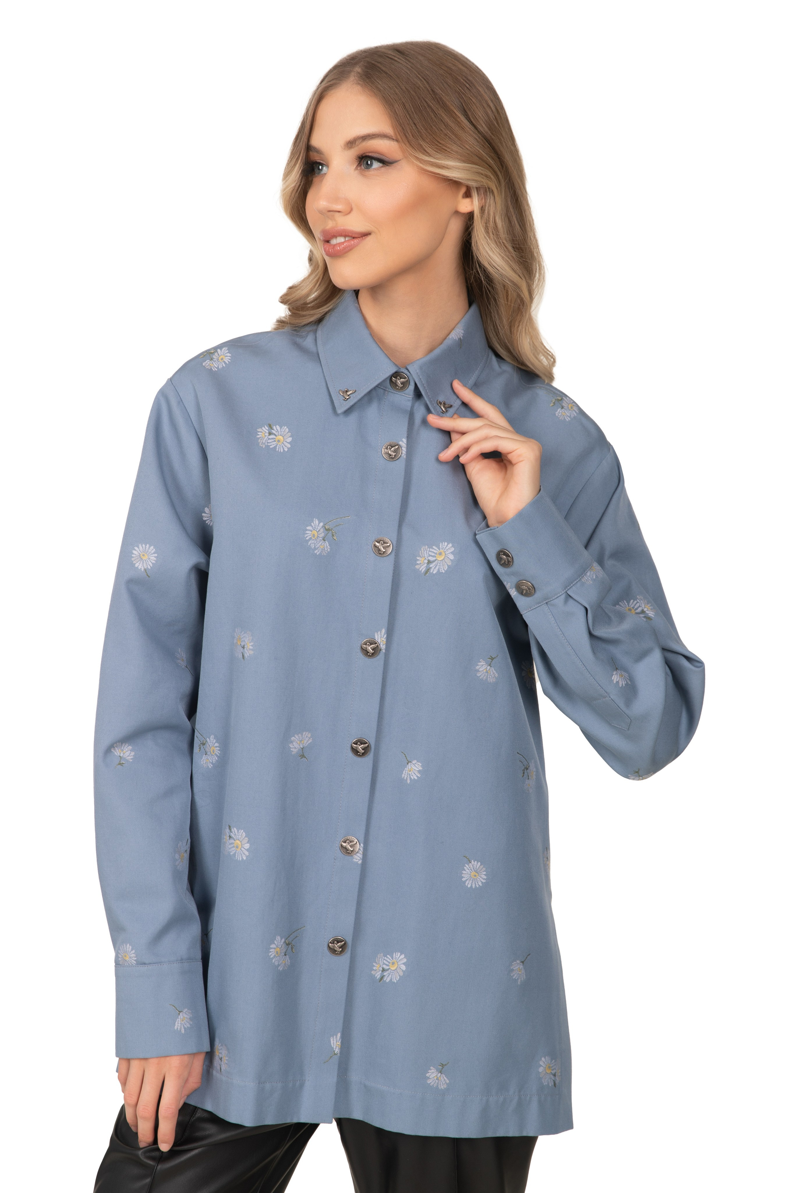 Фотосъемка каталога одежды для маркетплейсов в Минске. Профессиональный фотограф Анастасия Кохно