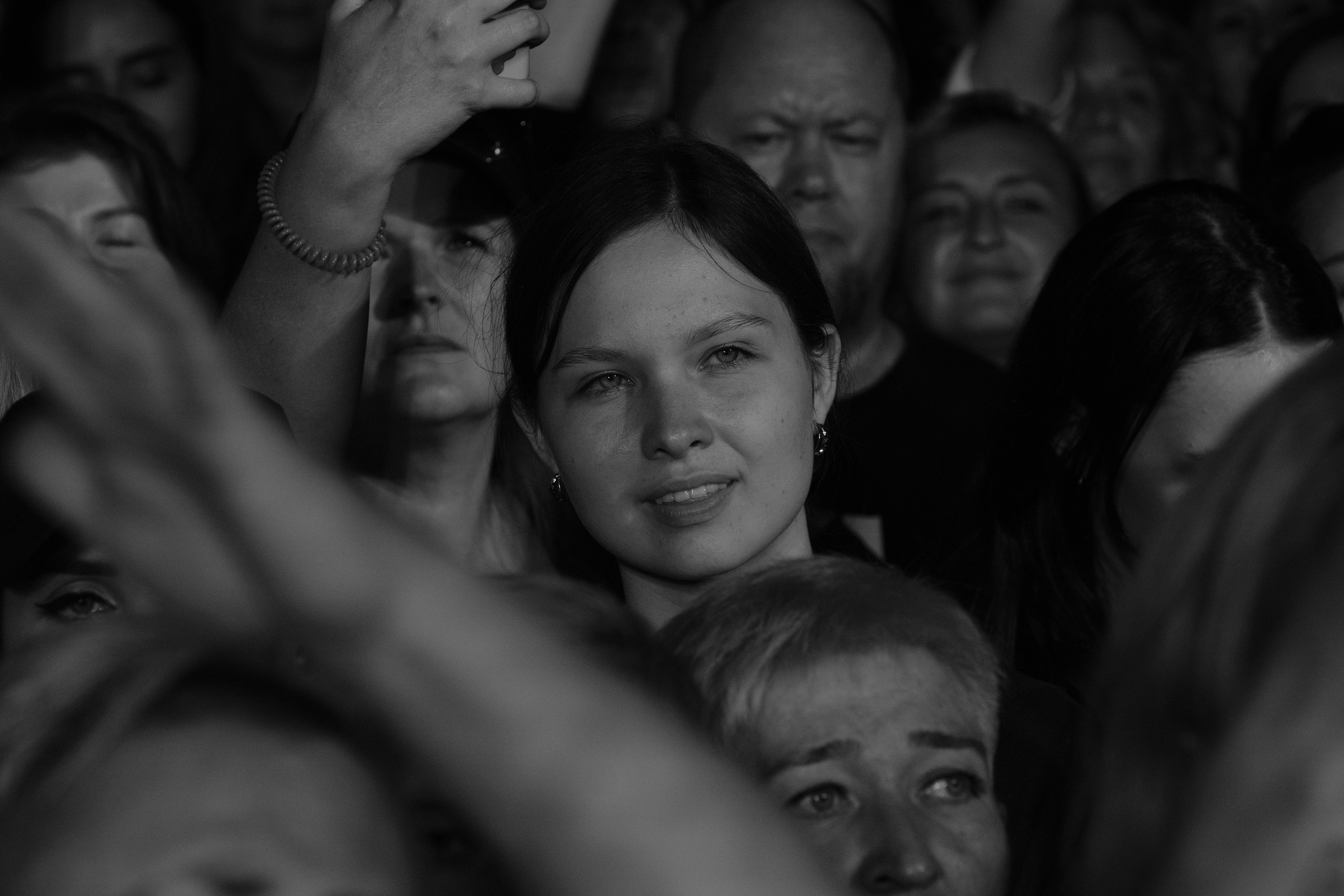 Диана Арбенина (группа «Ночные снайперы») — Москва, МТС Live Лето 2024. RedGeek - блогер и стручњак за образовање и ИТ Кирил Ситнов