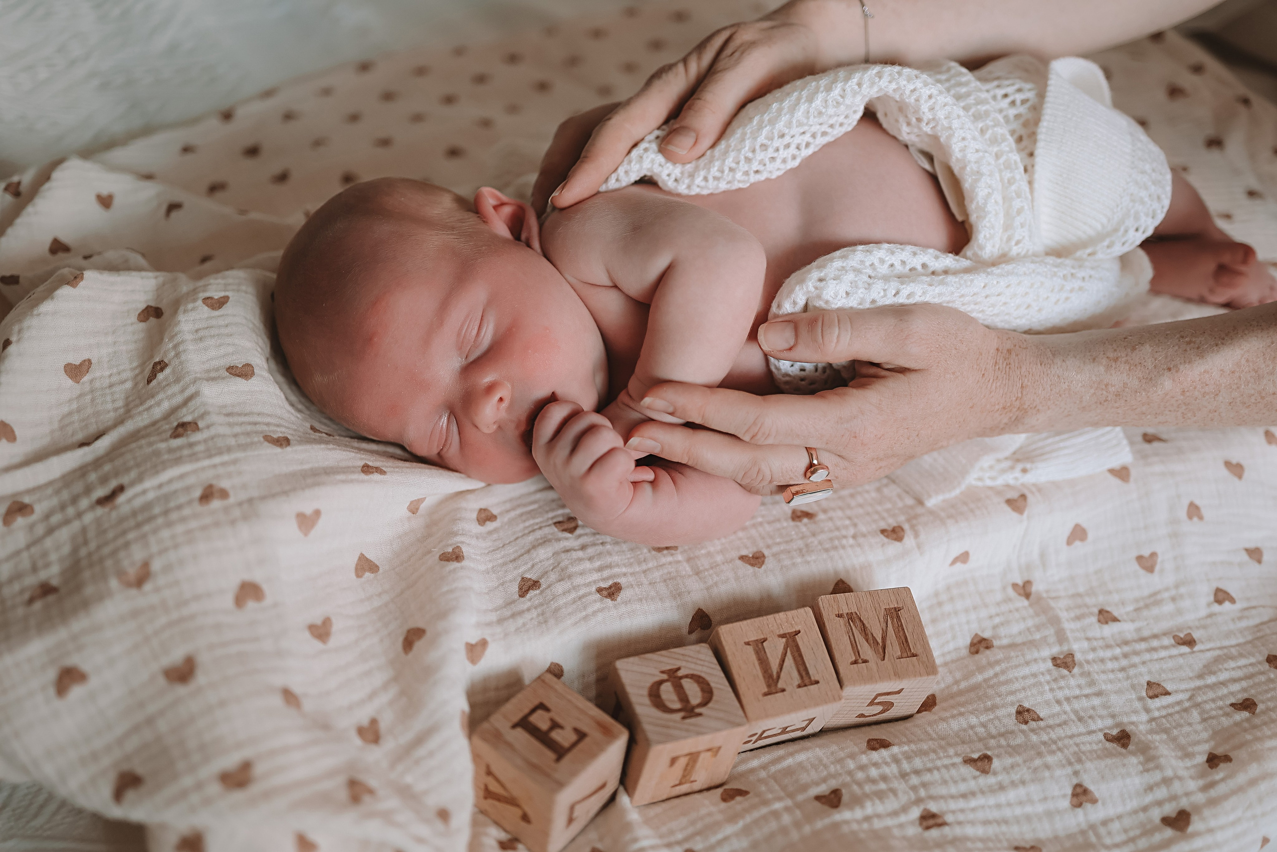 Ефим, 2 недели. Семейный фотограф Тюмень, фотограф на роды Салмина Мария