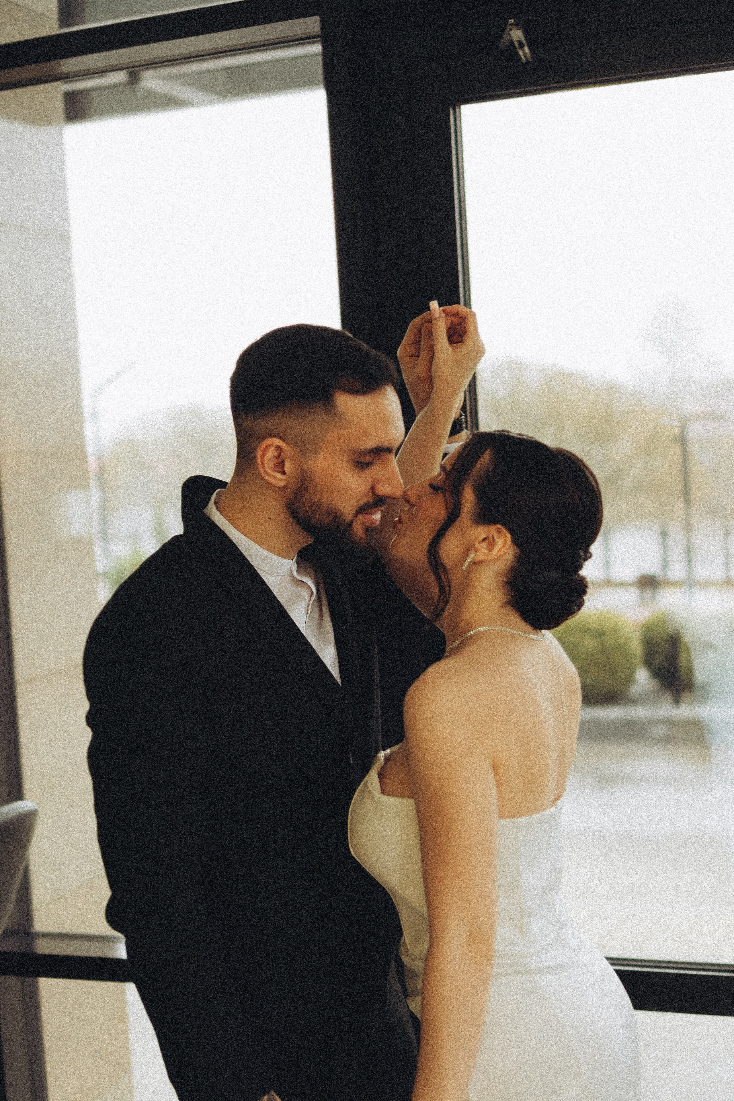 СВАДЕБНАЯ СЬЕМКА СБОРОВ ЖЕНИХА И НЕВЕСТЫ В ОТЕЛЕ И ТАКЖЕ ФОТОСЕССИИЯ В ОТЕЛЕЕ МЕГАПОЛИС БРЯНСК. Профессиональный фотограф, Санкт-Петербург — Виктория Богомолова