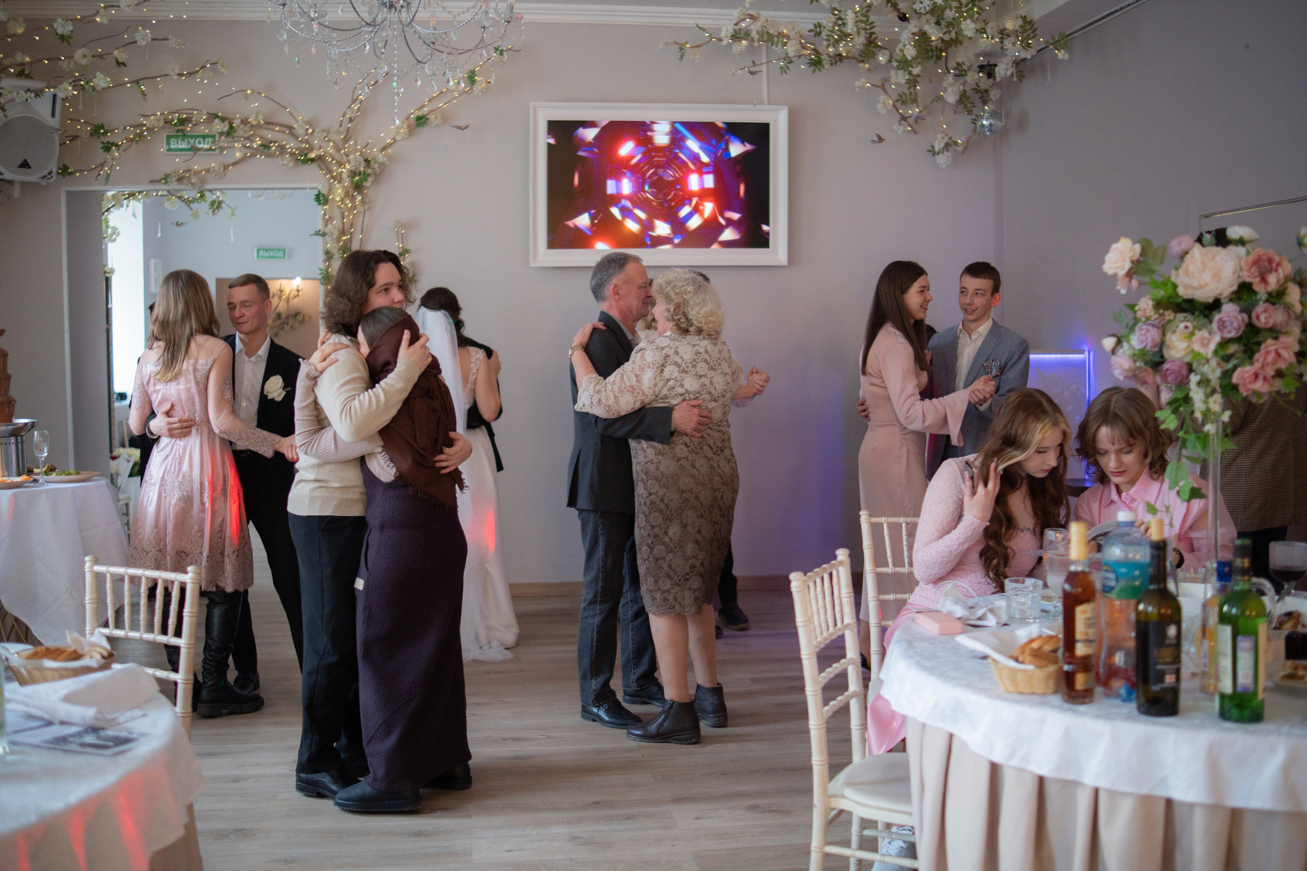 Полная свадьба, свадебная серия свадебного фотографа Александра Невского. Свадебный фотограф Александр Невский в Санкт-Петербурге