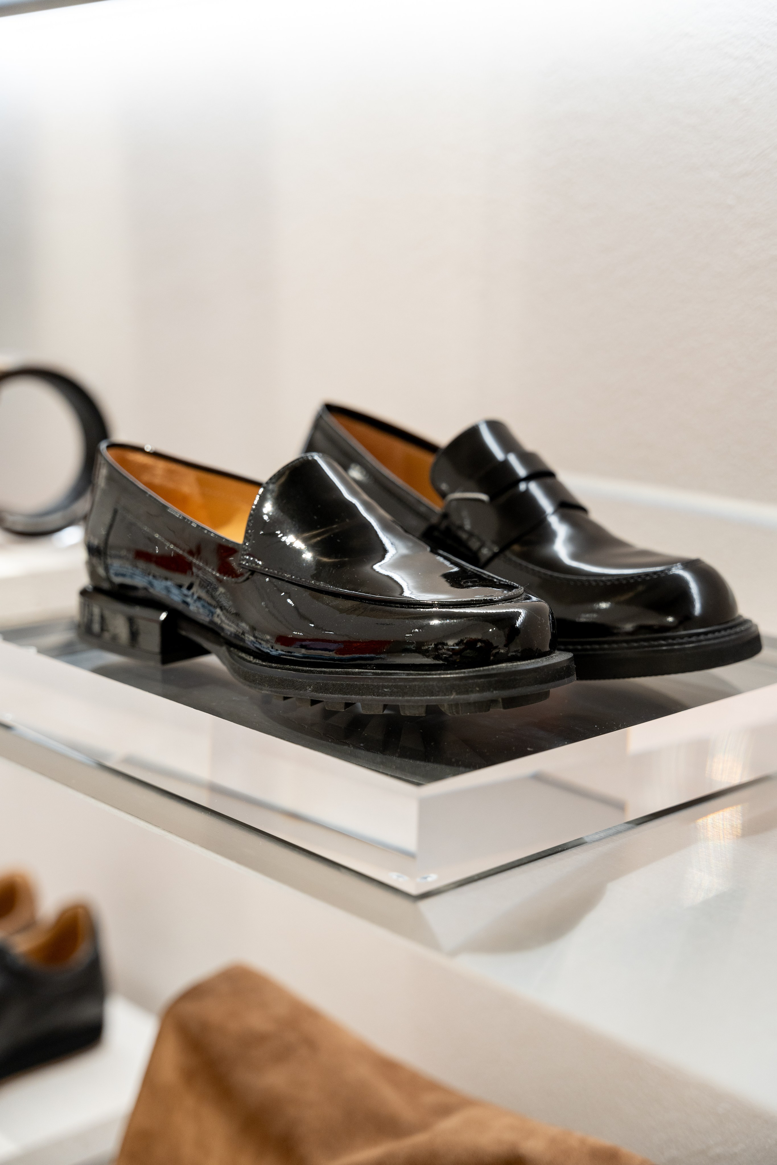 Интерьерная фотосъемка магазина Ekonika в Краснодаре — обувной бренд Профессиональная фотосъемка Ekonika — фирменный магазин в Краснодаре. Шедевры для Вас! Фотограф и Видеограф в Краснодаре Пахиев Руслан