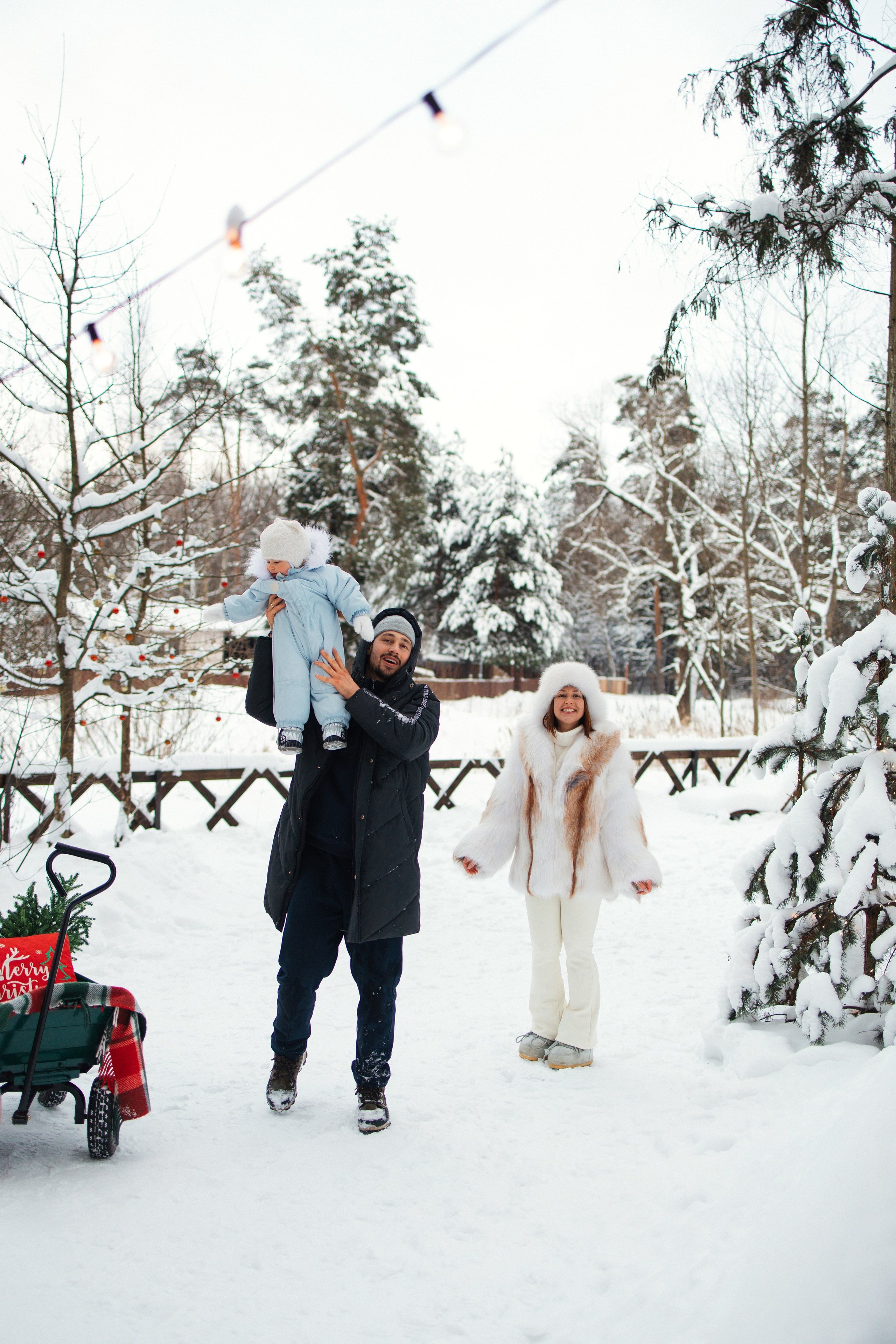 Ксения, Владимир, Леон, Шале в лесу. Семейный фотограф в Москве Марина Петра