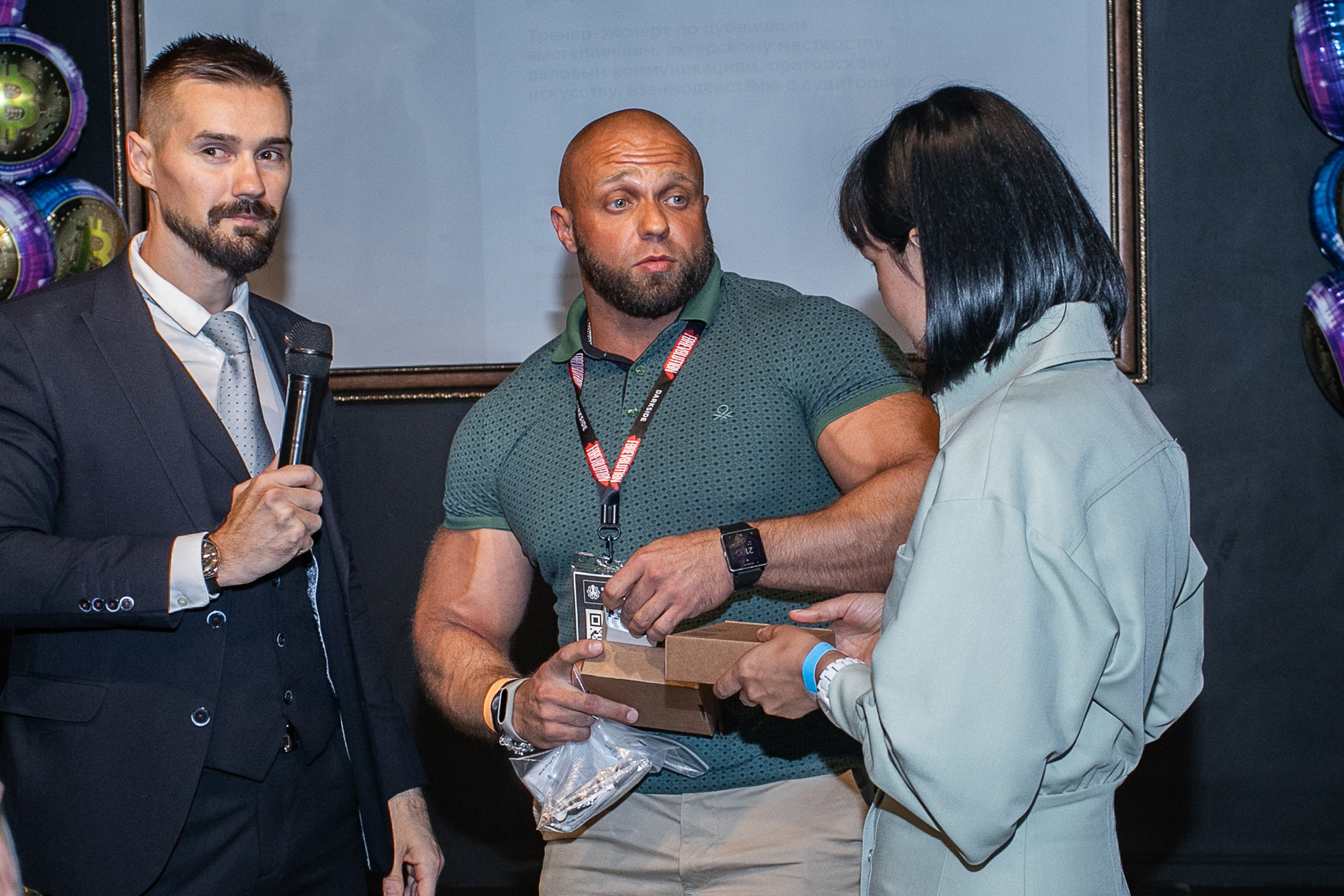 Встреча криптовалюте. Art photographer Nino