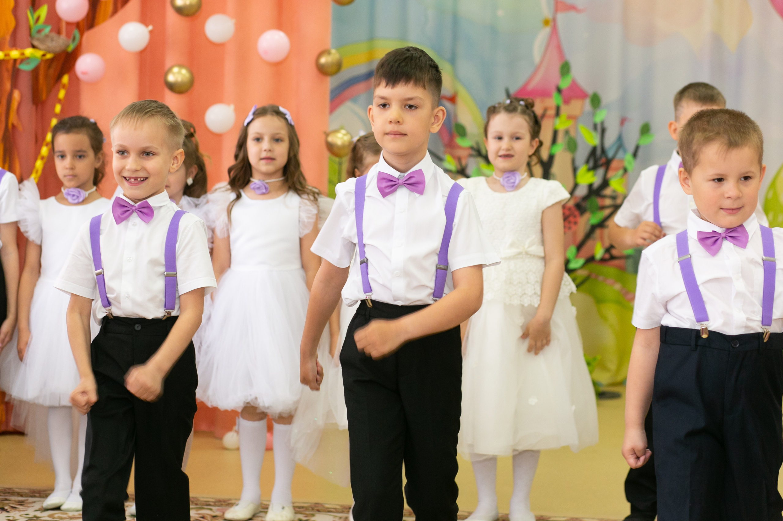 Выпускные и Утренники. Фотограф новорожденных и семейный фотограф НСО г. Бердск Марина Львова