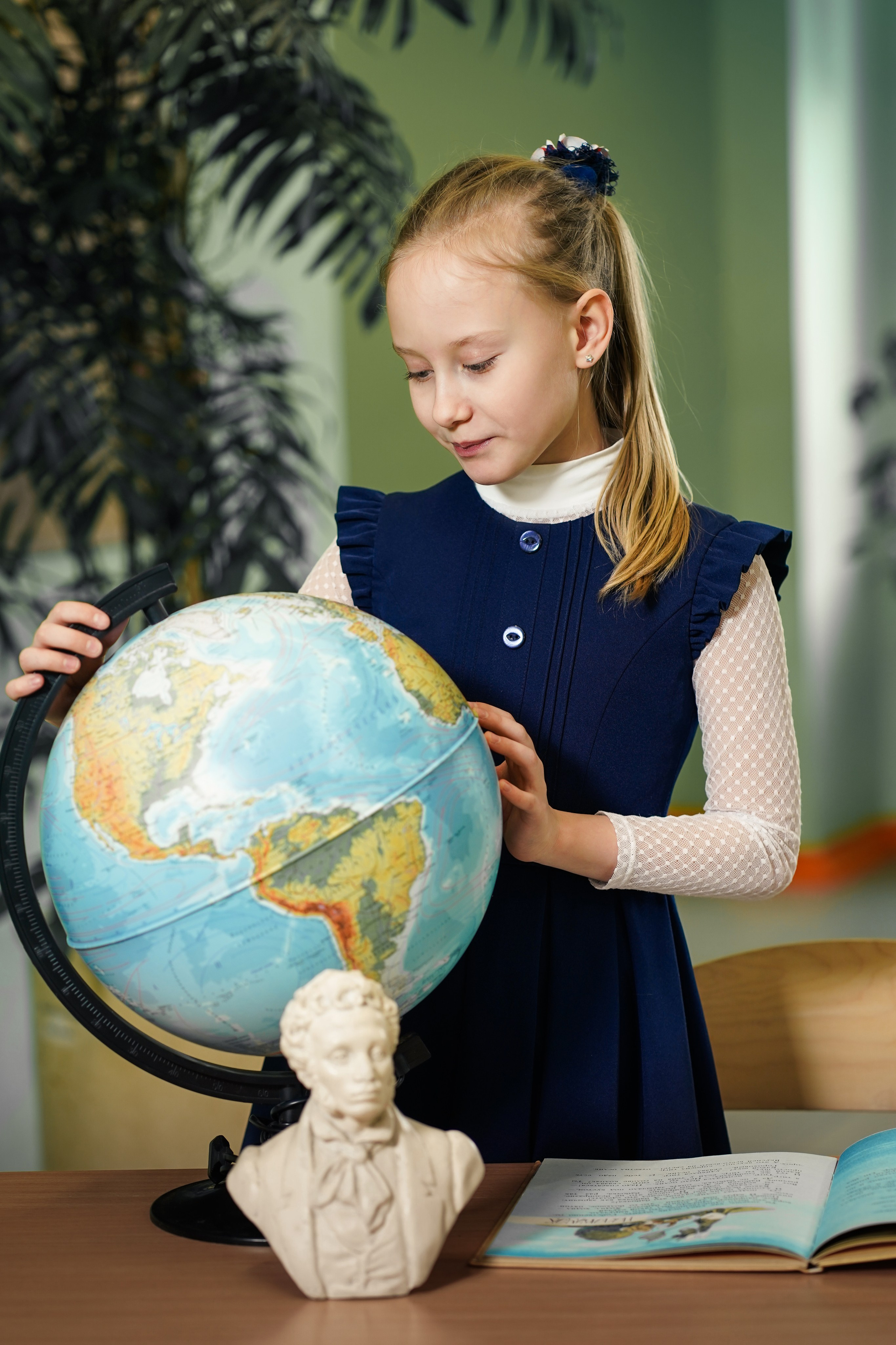 Выпускные альбомы, 4 класс Школа № 175 школьная фотосессия. Семейный и портретный фотограф в Екатеринбурге Анна Лобанова