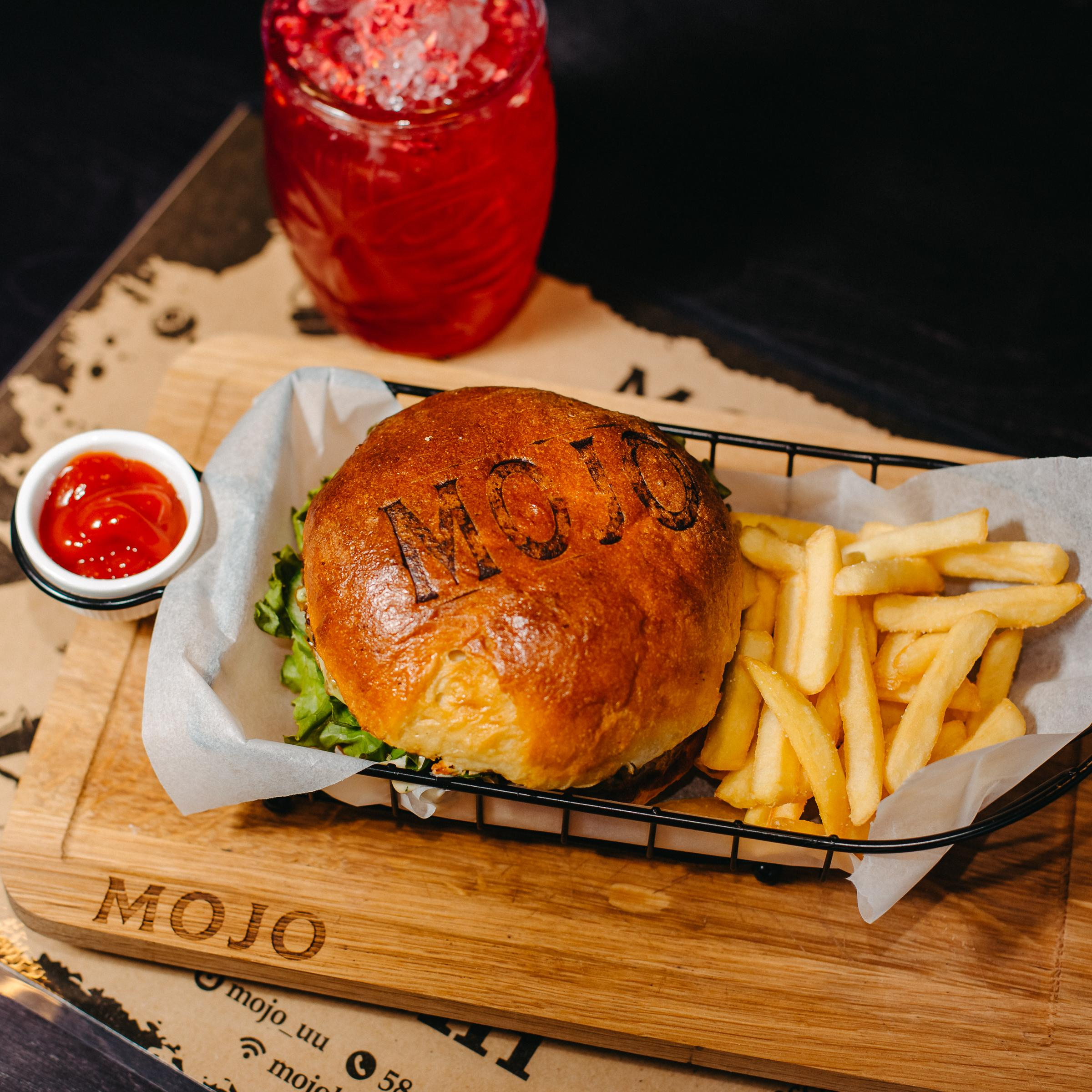 Лаундж-бар Mojo. Фотограф Улан-Удэ