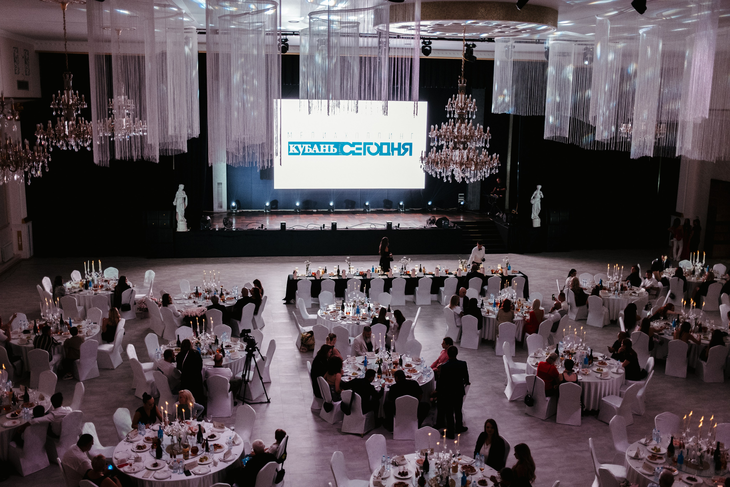 Мисс и Миссис Россия Земли Краснодар 2025 программа. Свадебный и репортажной фотограф Денис Ожигин в Краснодаре и Краснодарском крае