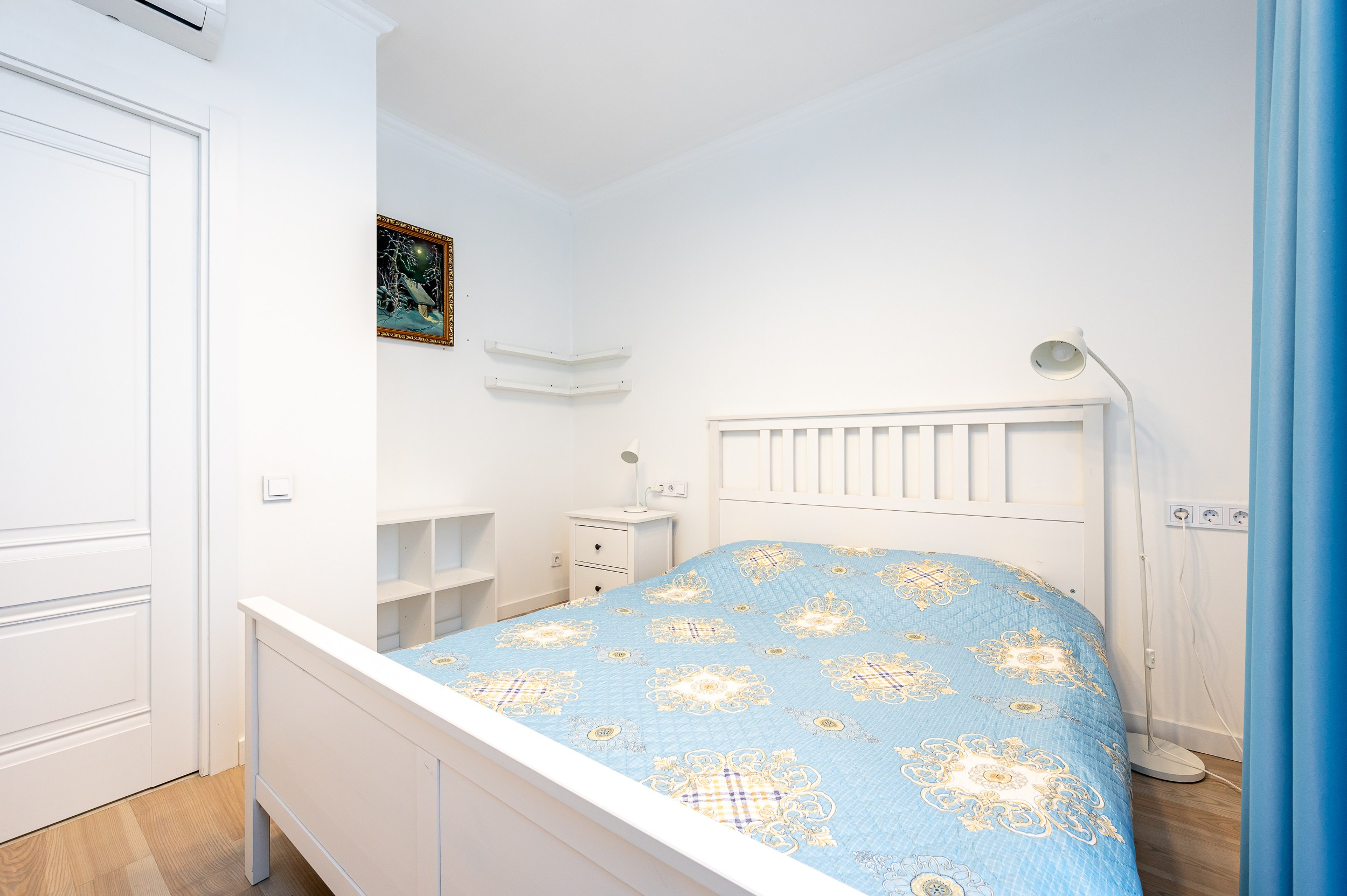 Квартира на продажу в Санкт-Петербурге. Интерьерный фотограф. Фото- видеосъемка недвижимости Санкт-Петербург