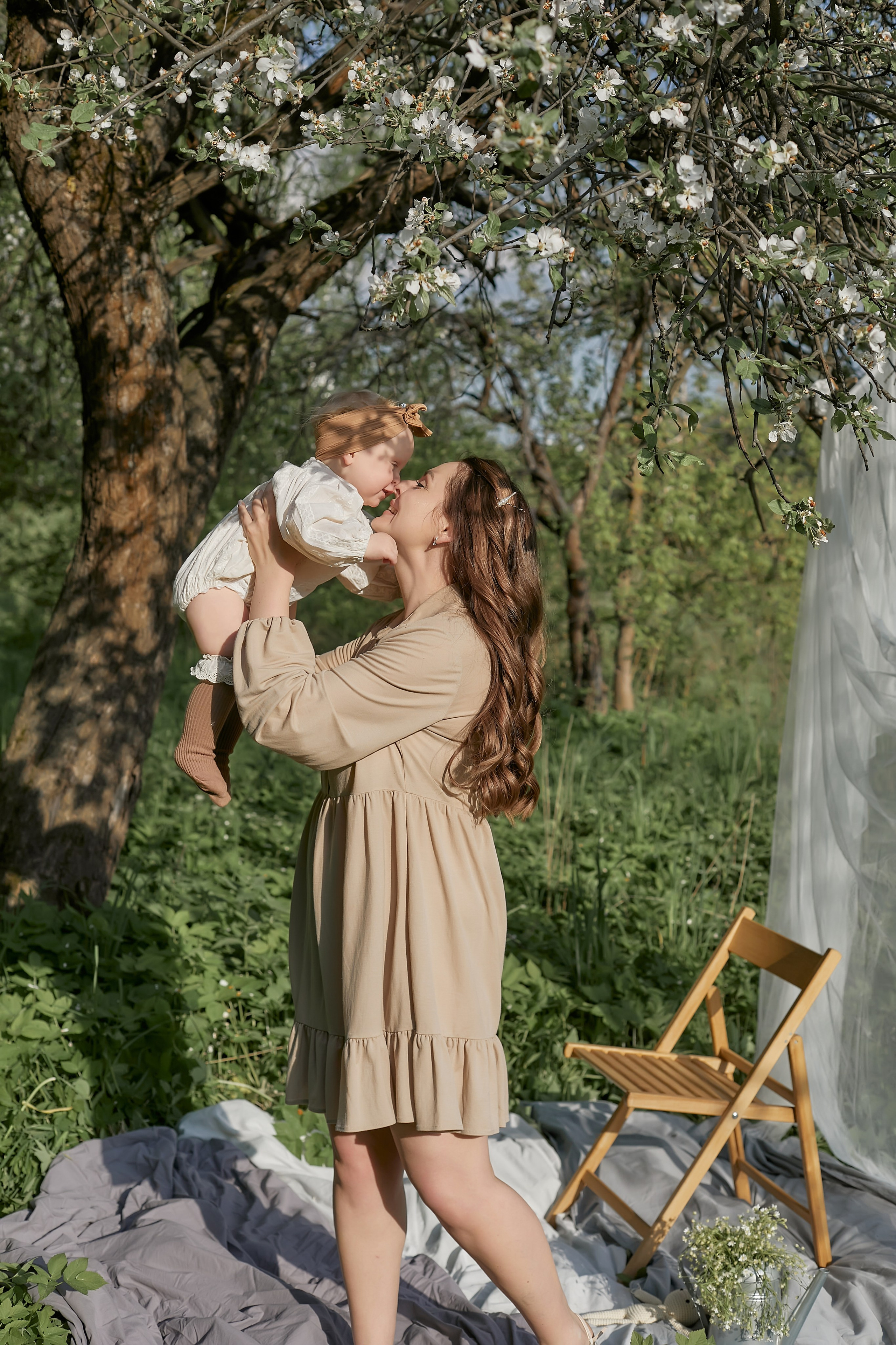 Цветение яблони. Семейный фотограф в Москве Вера Гук