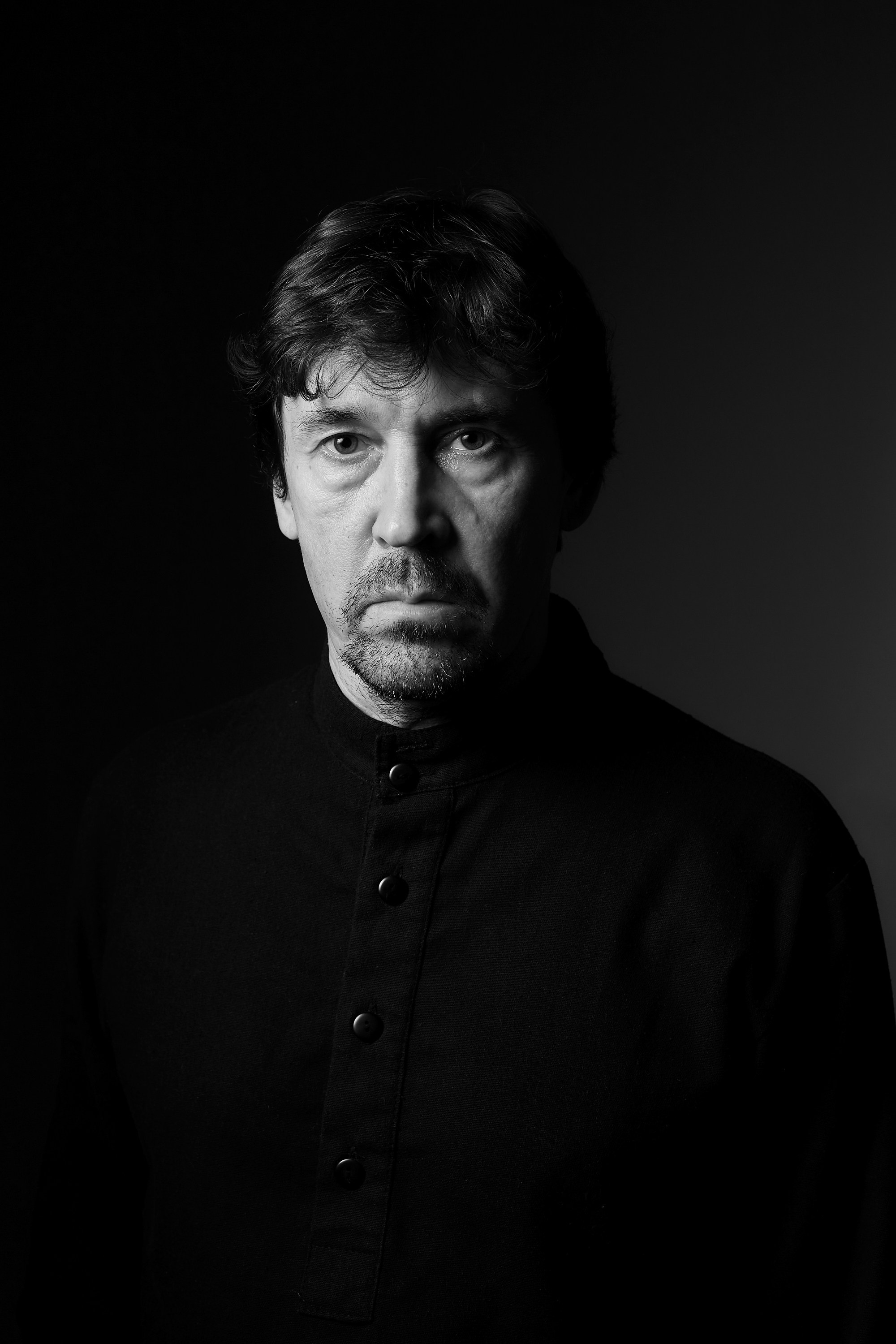 У меня дома (ЧБ)