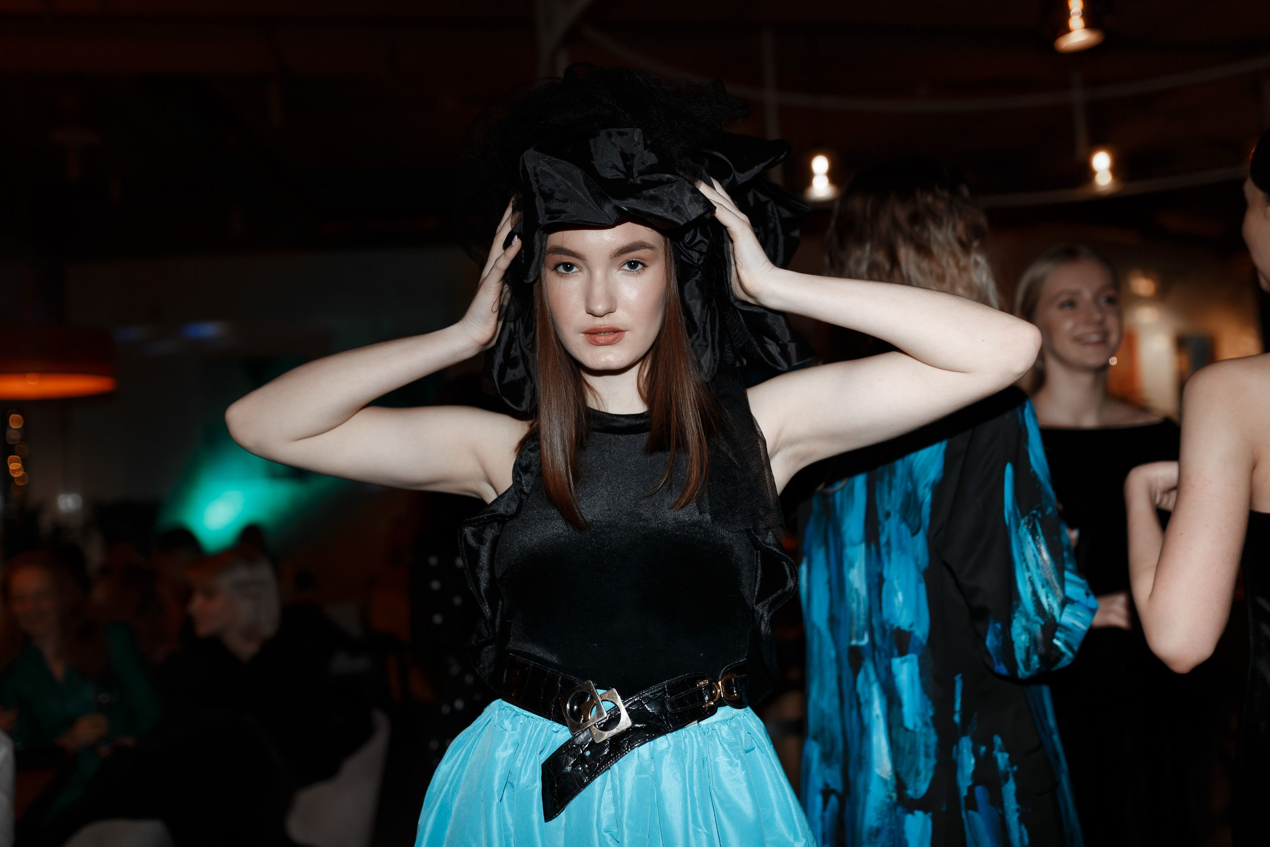 Модный показ в Пицца-Бар. Портретный фотограф в Симферополе Екатерина Аляпина