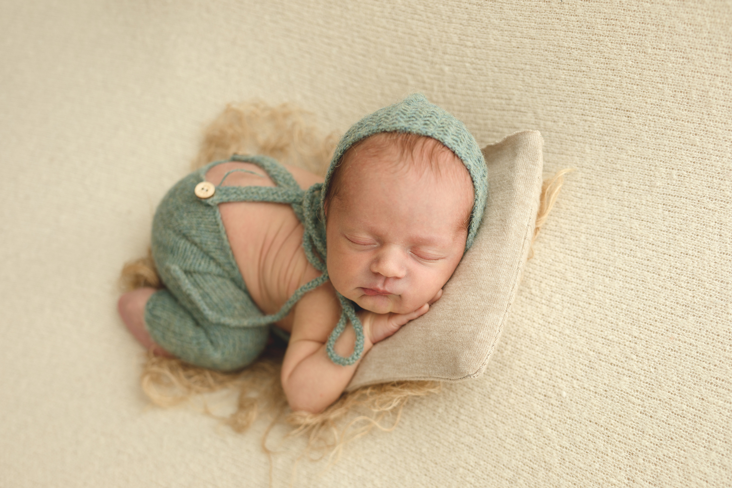 Новорожденные. Ньюборн фотограф Владивосток