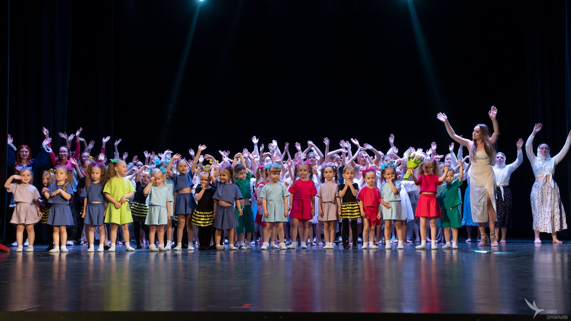 Отчетный концерт студии танца Grace. Репортажный фотограф в Казани Павел Серпокрылов