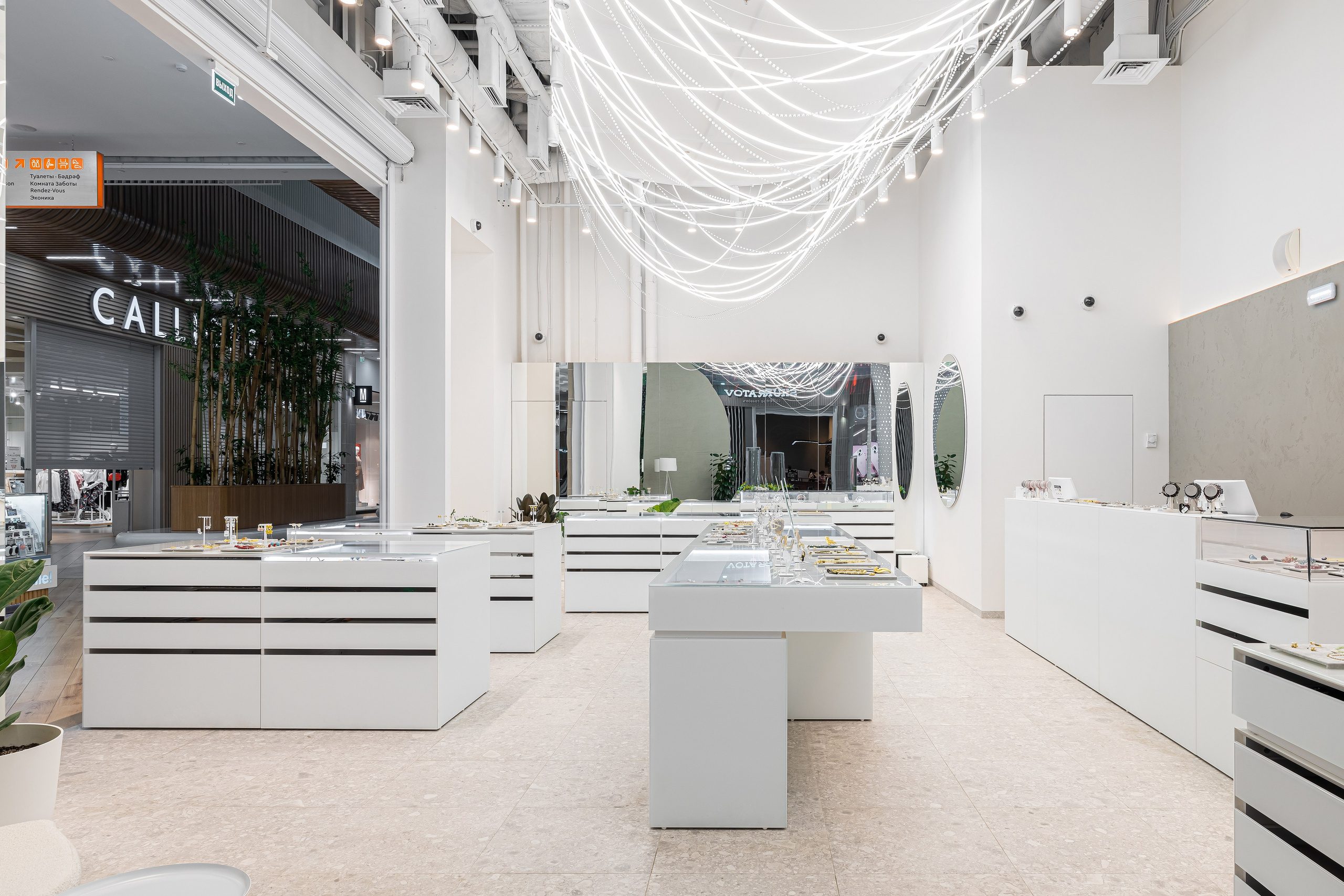 Универмаг украшений Poison Drop, г. Казань. Иван Благушин. Интерьерный и архитектурный фотограф в Москве и Санкт-Петербурге