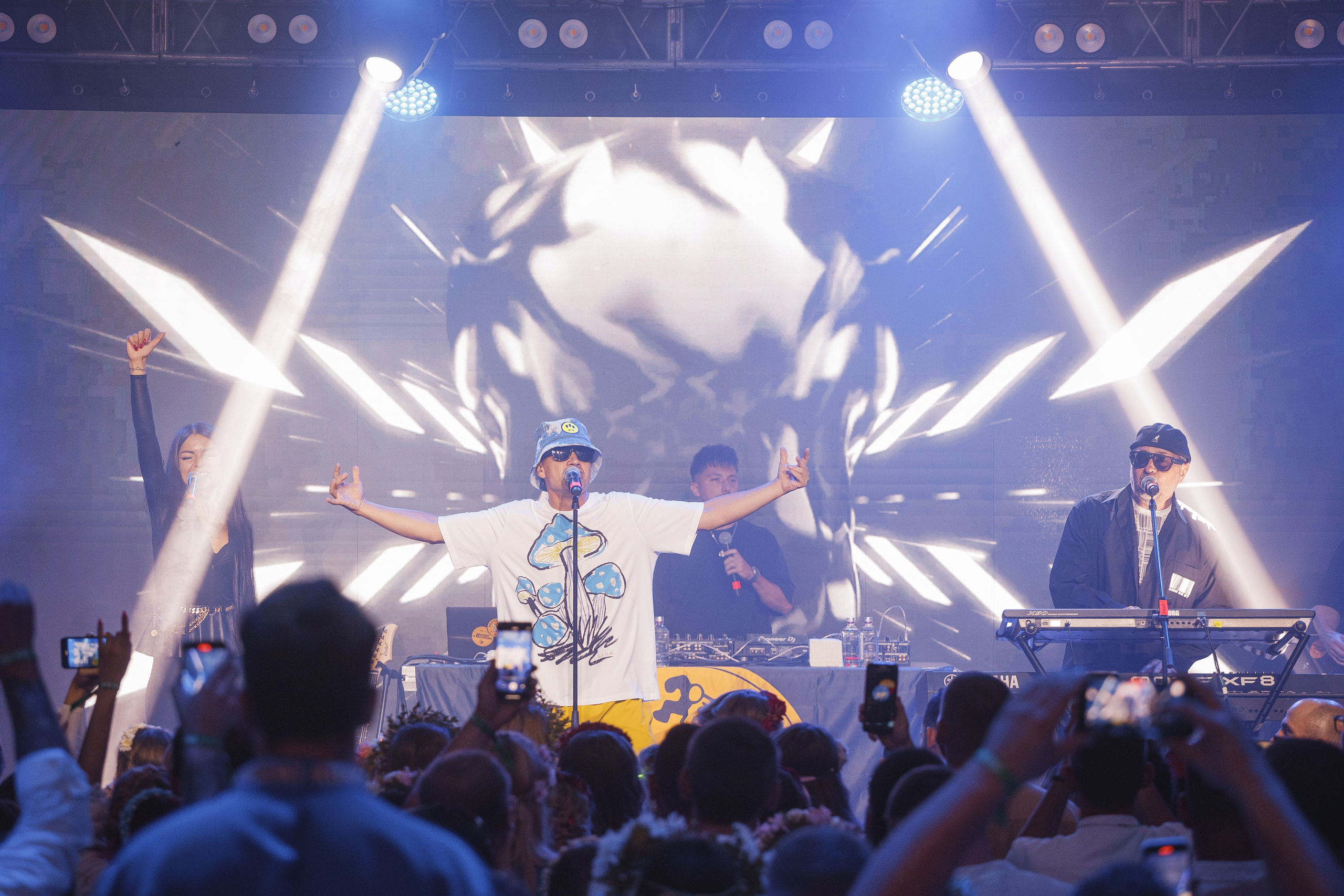 Grass 20 лет. Свадебный и репортажный фотограф в Волгограде Антон Сидоренко