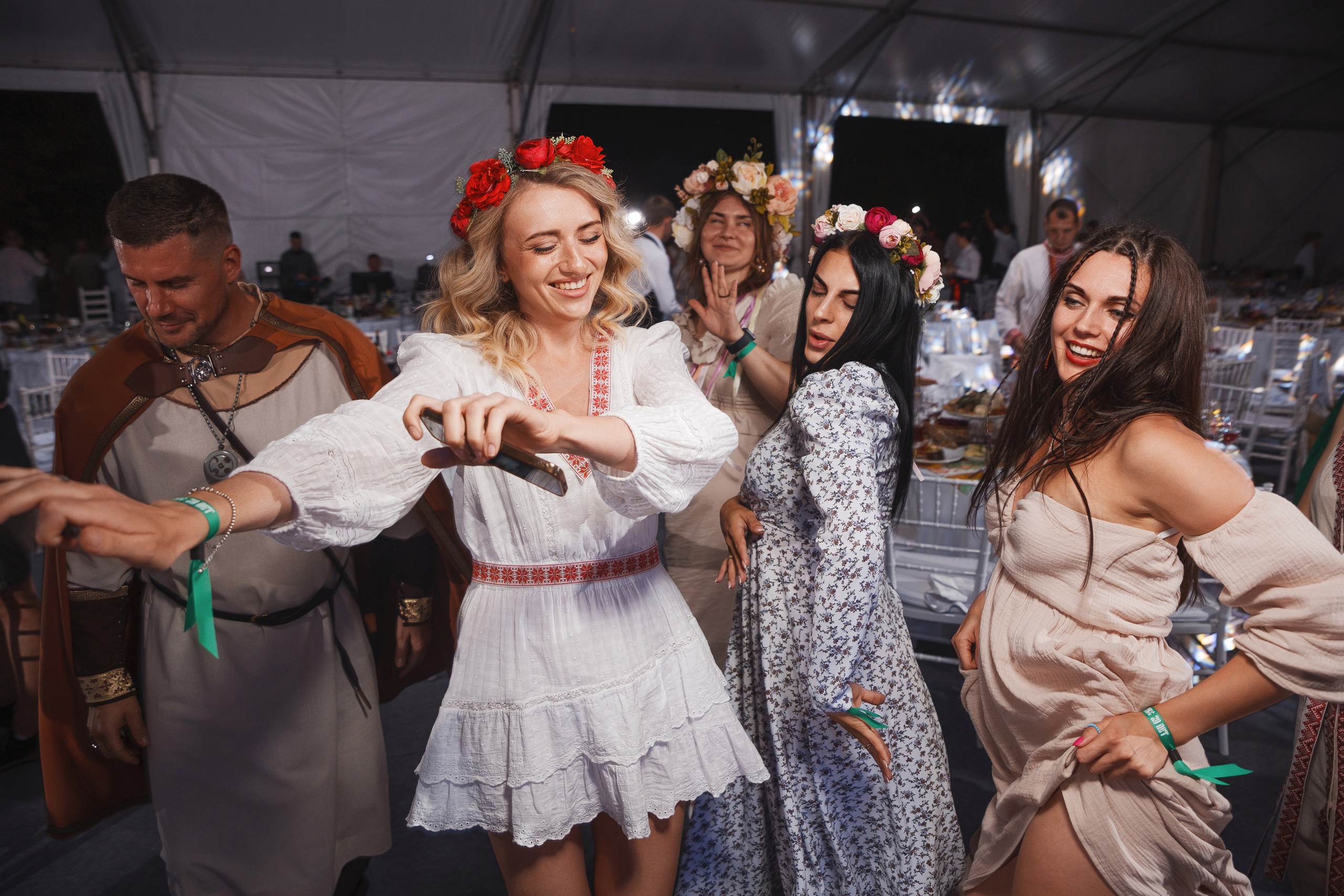 Grass 20 лет. Свадебный и репортажный фотограф в Волгограде Антон Сидоренко