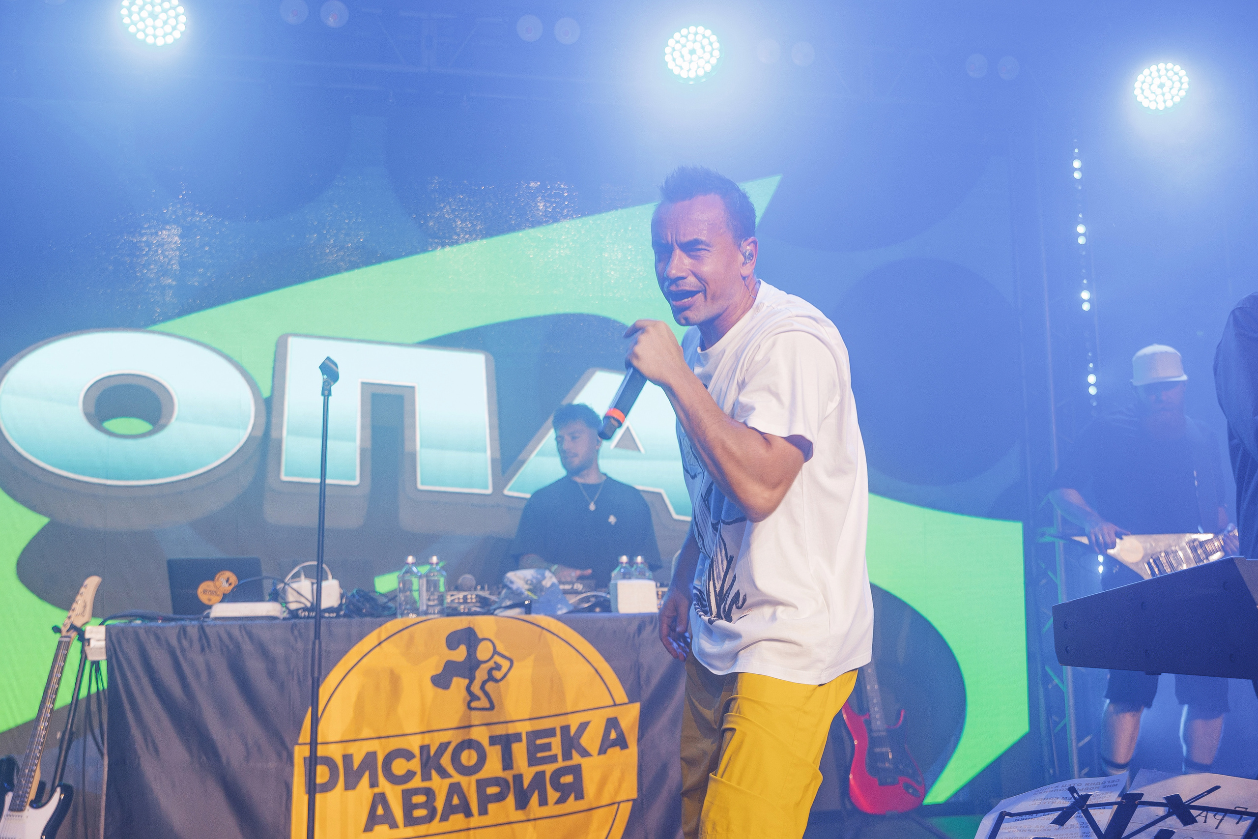 Grass 20 лет. Свадебный и репортажный фотограф в Волгограде Антон Сидоренко