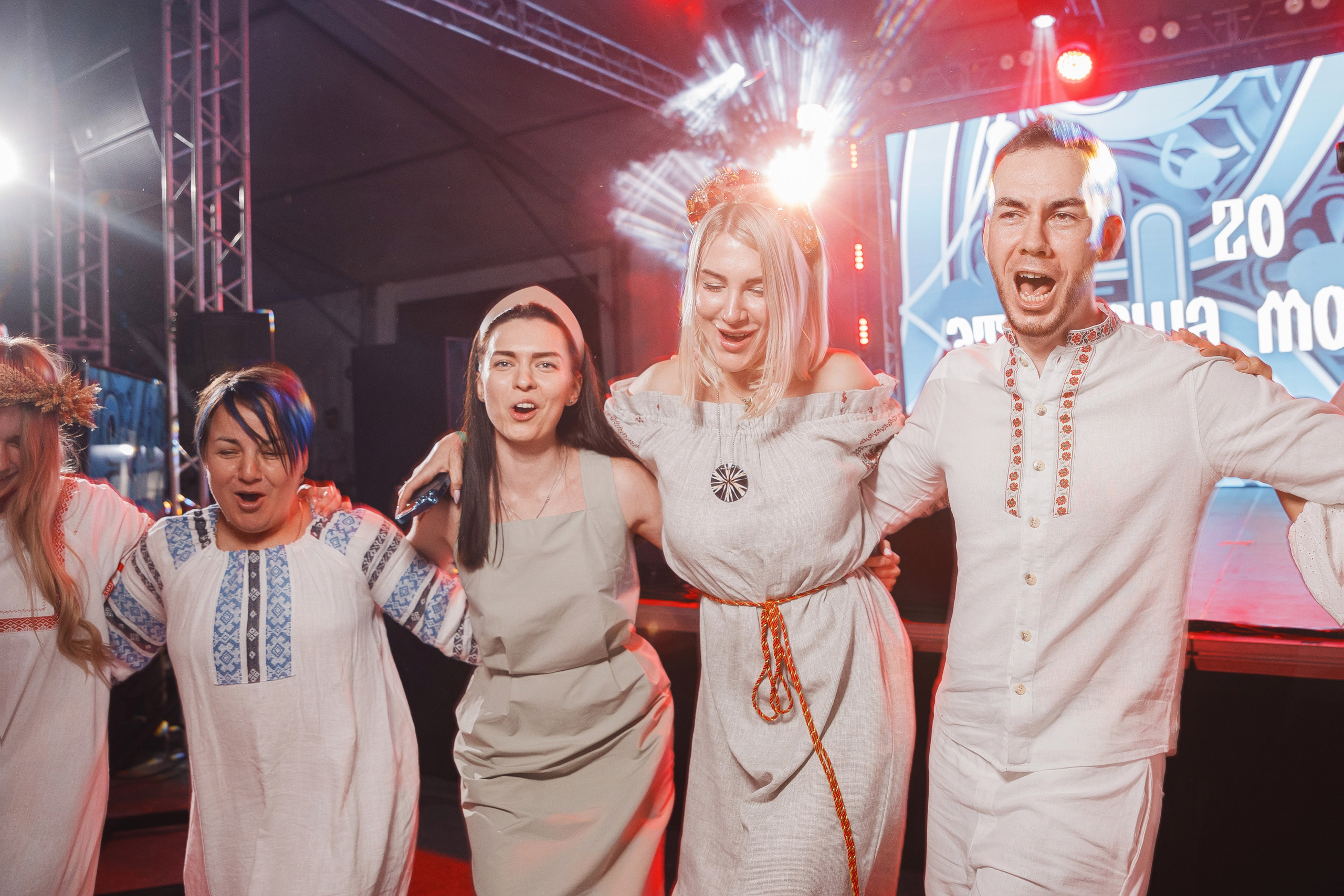 Grass 20 лет. Свадебный и репортажный фотограф в Волгограде Антон Сидоренко