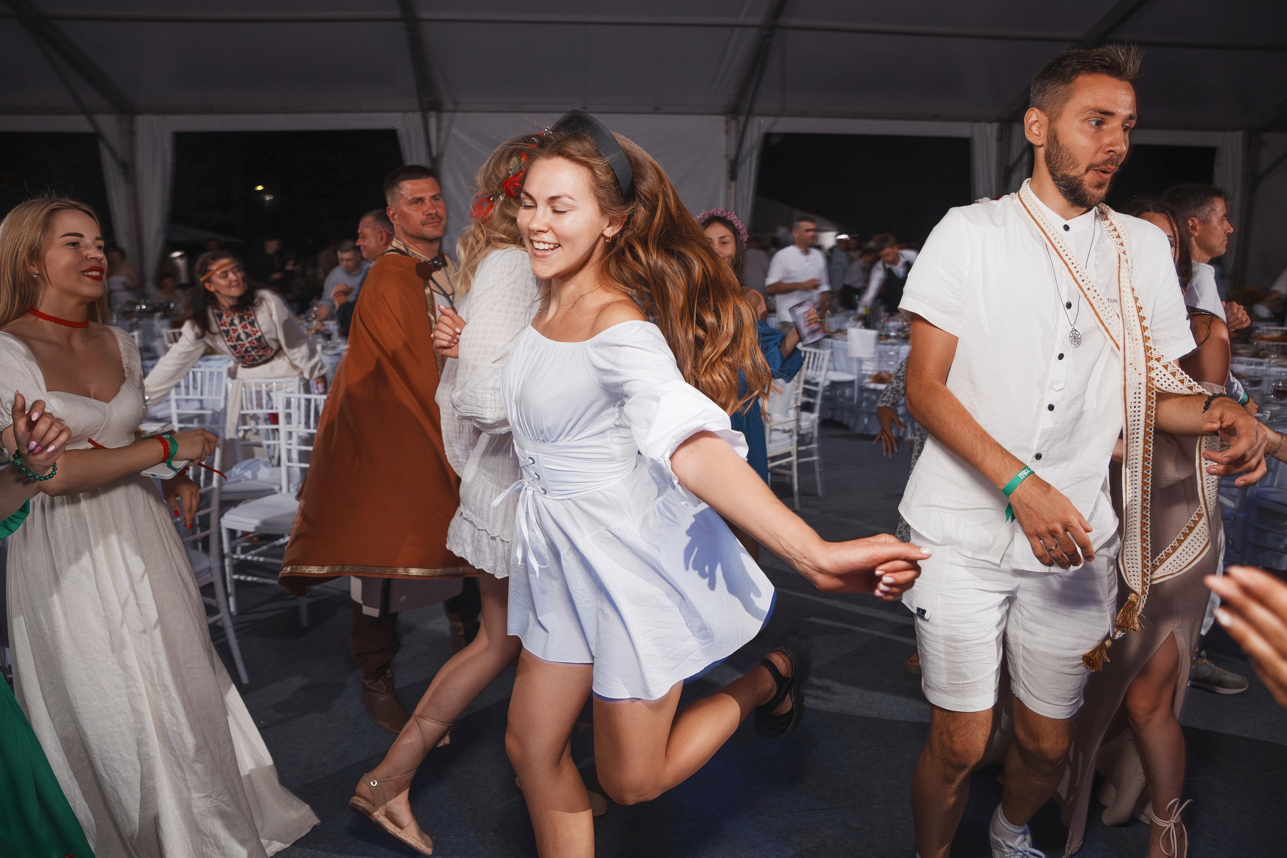 Grass 20 лет. Свадебный и репортажный фотограф в Волгограде Антон Сидоренко