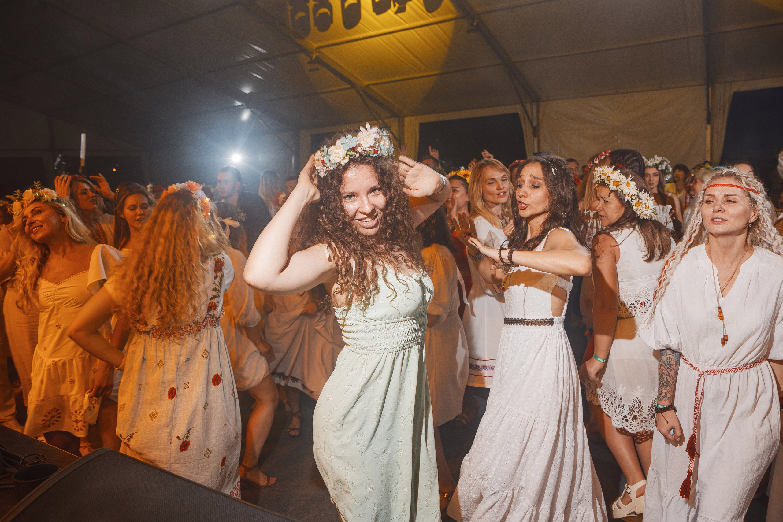 Grass 20 лет. Свадебный и репортажный фотограф в Волгограде Антон Сидоренко