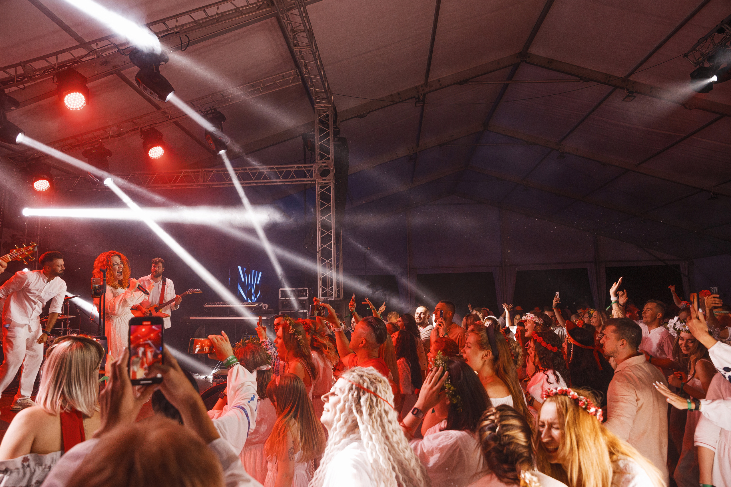 Grass 20 лет. Свадебный и репортажный фотограф в Волгограде Антон Сидоренко