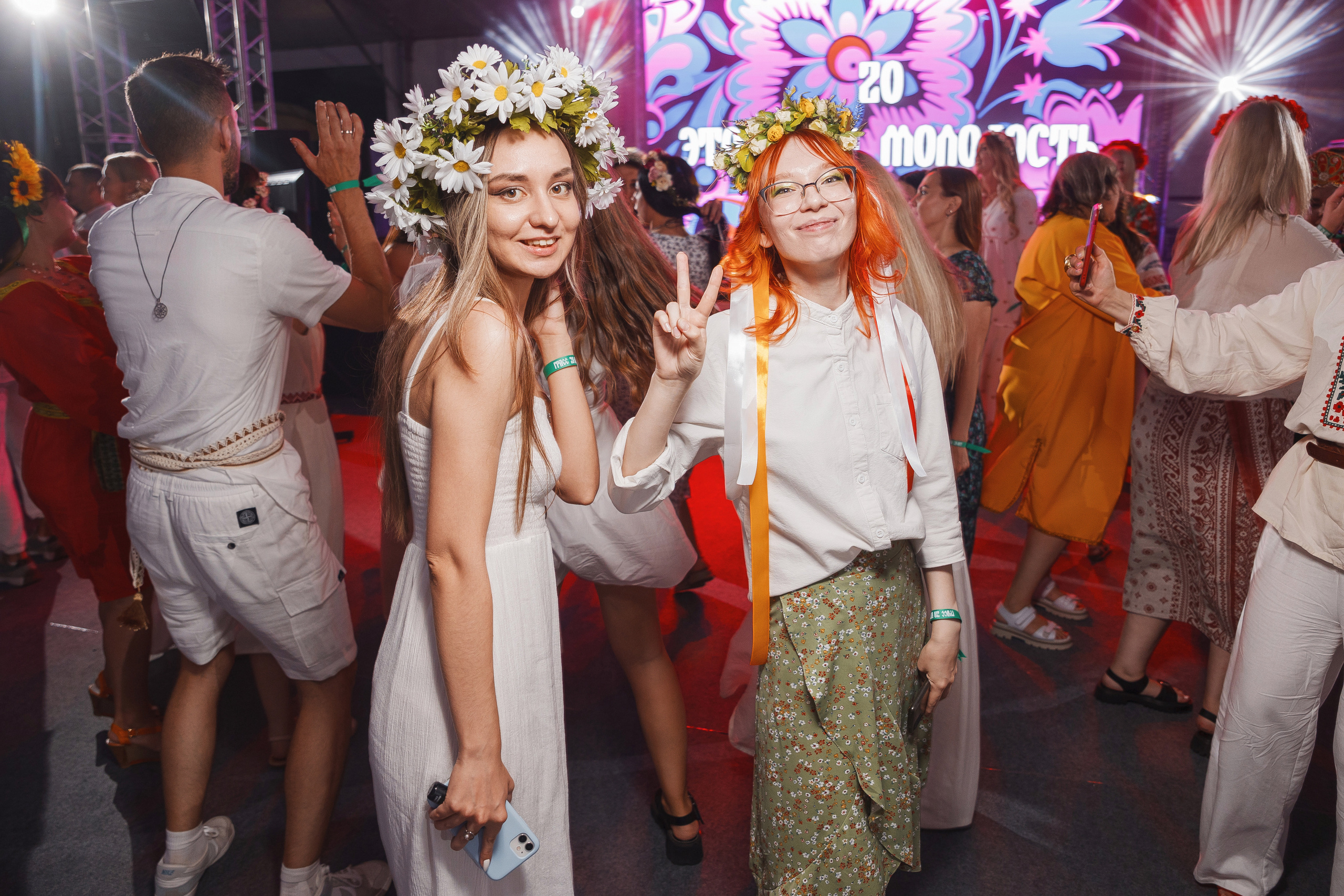 Grass 20 лет. Свадебный и репортажный фотограф в Волгограде Антон Сидоренко