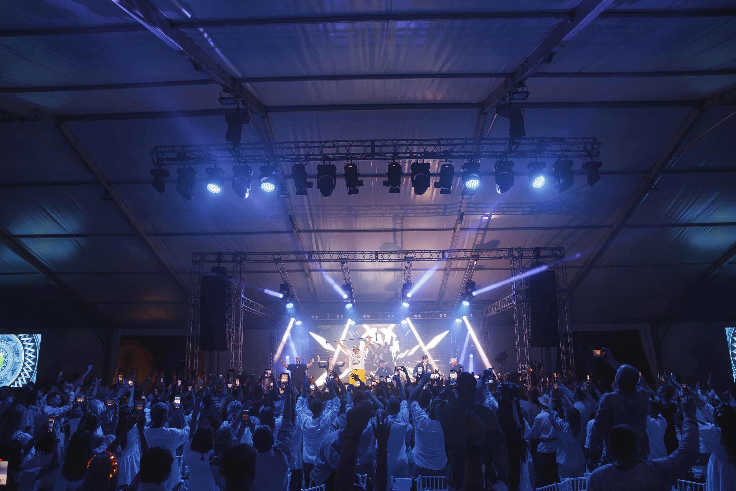 Grass 20 лет. Свадебный и репортажный фотограф в Волгограде Антон Сидоренко