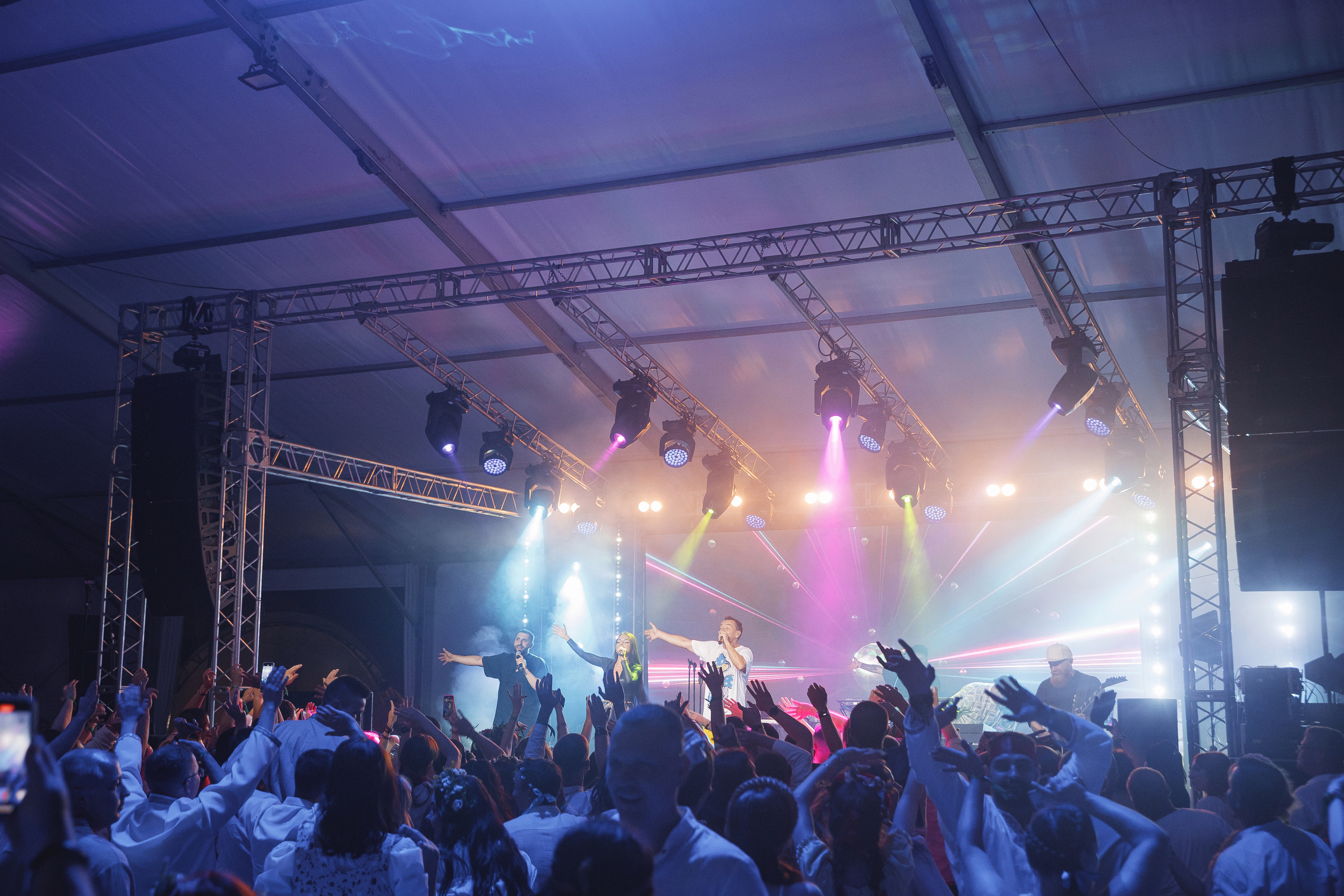 Grass 20 лет. Свадебный и репортажный фотограф в Волгограде Антон Сидоренко