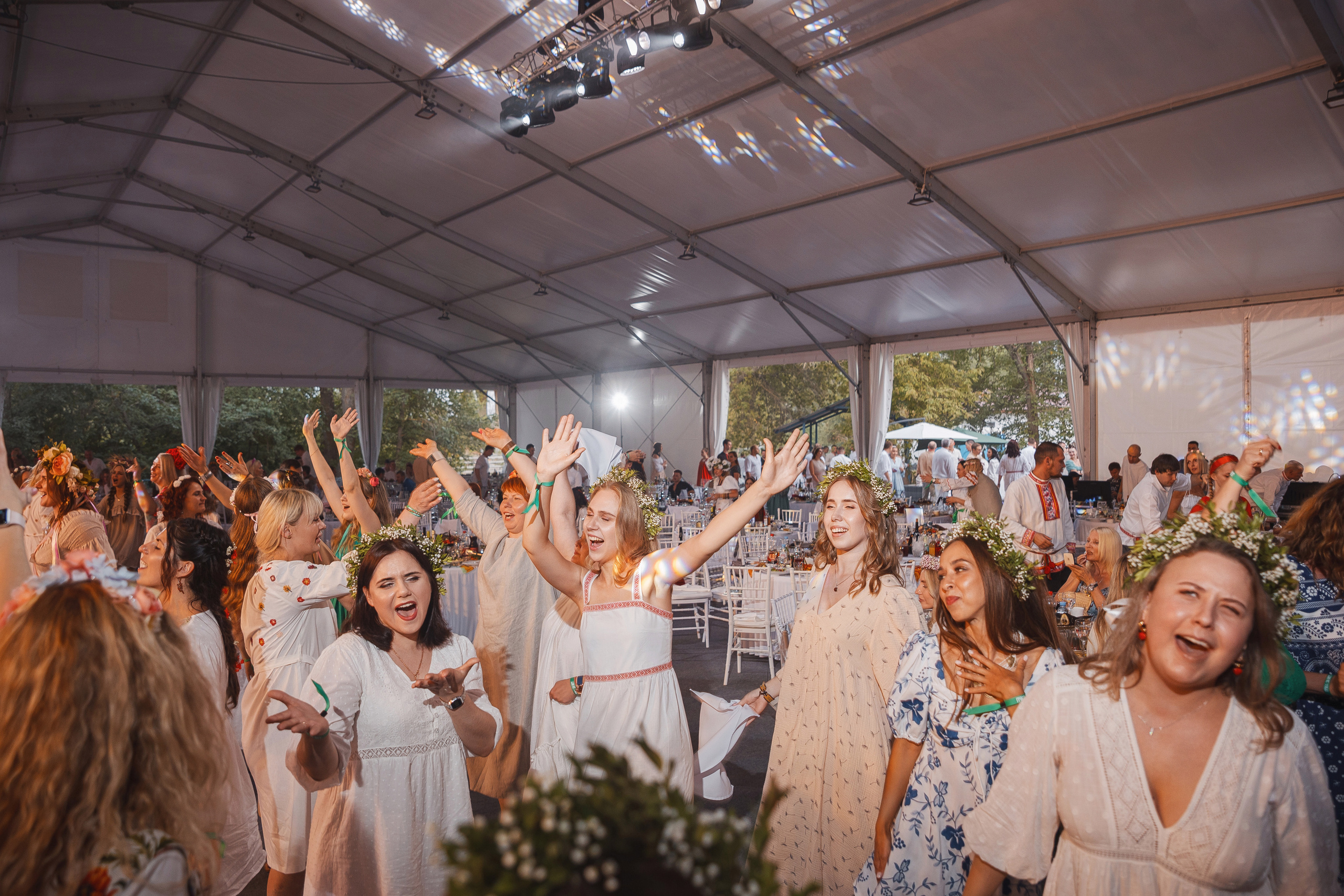 Grass 20 лет. Свадебный и репортажный фотограф в Волгограде Антон Сидоренко